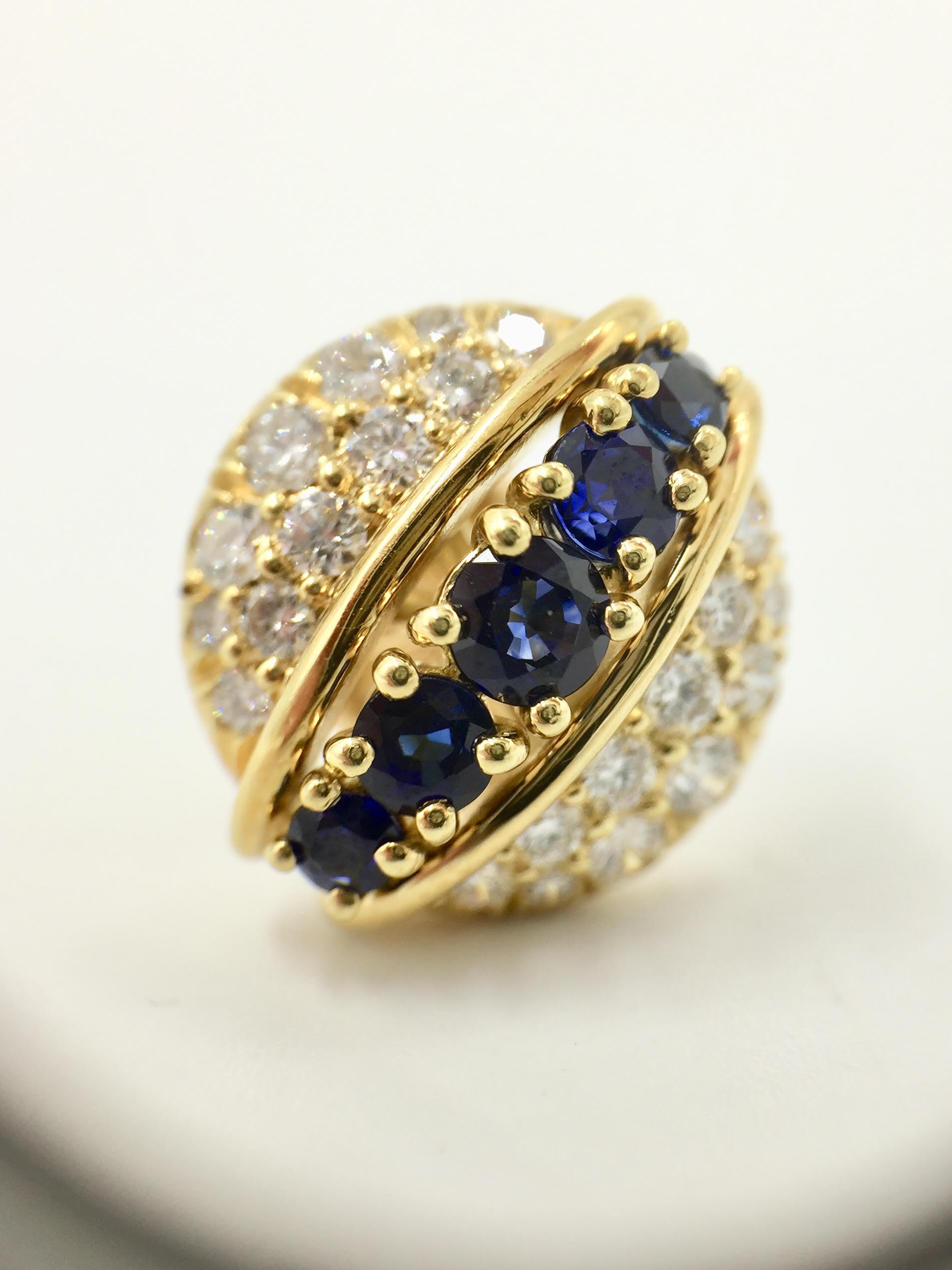 Estate Tiffany & Co. Diamond and Sapphire 18 Karat Stud Earrings In Good Condition In Pikesville, MD