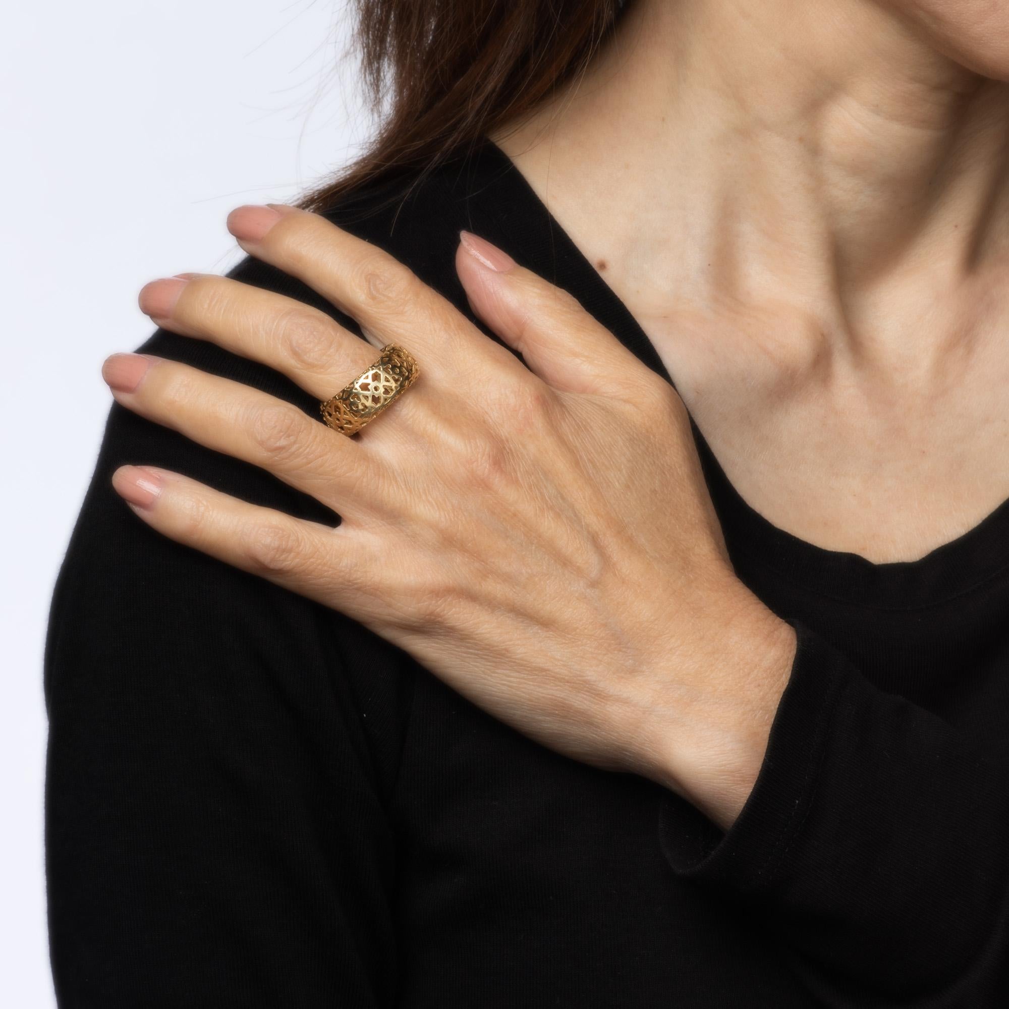 Estate Tiffany & Co Marrakesh Band Sz 6 Paloma Picasso Ring 18k Gold Signed For Sale 1