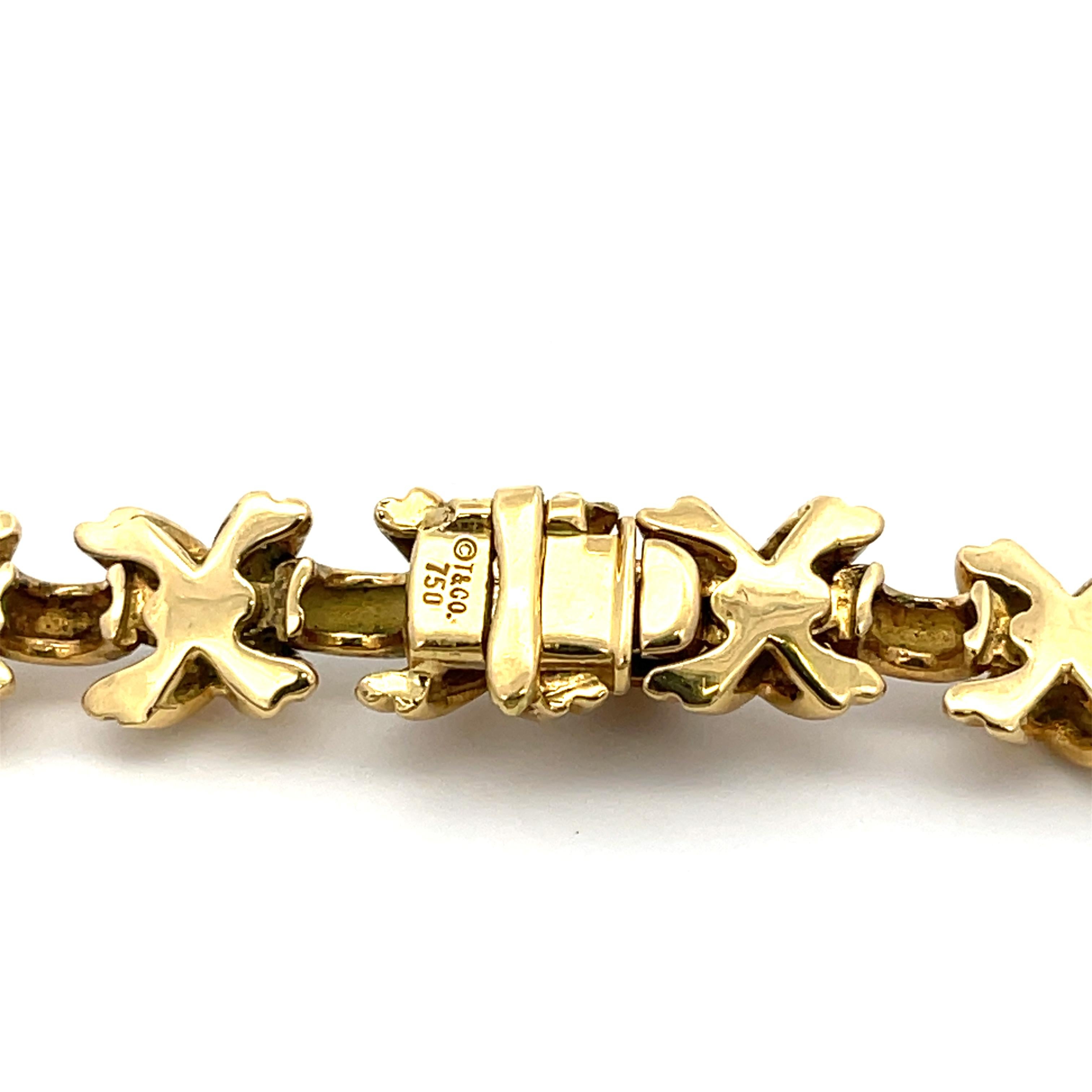 Nachlass Tiffany & Co. Kleine X Signature Collection Halskette 18K Gelbgold im Zustand „Hervorragend“ im Angebot in Dallas, TX
