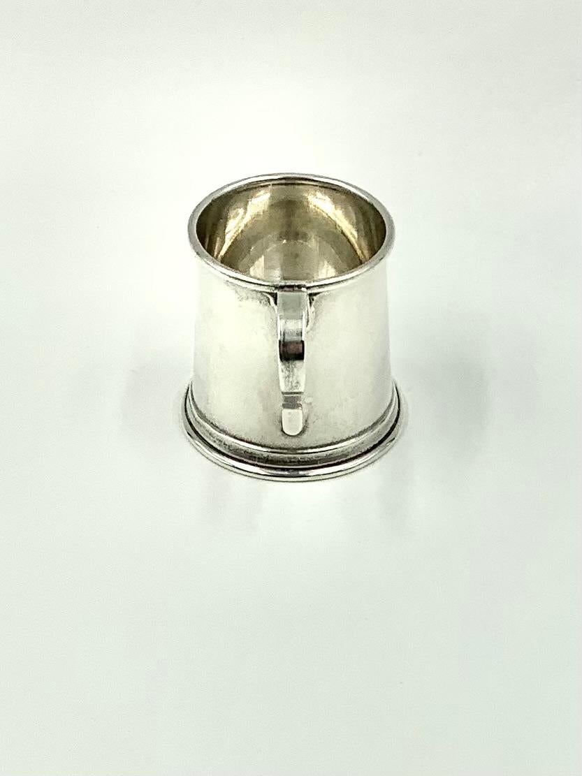 Argent sterling La succession de Tiffany & Co. A Silver Tankard Form A Baby Cup en vente