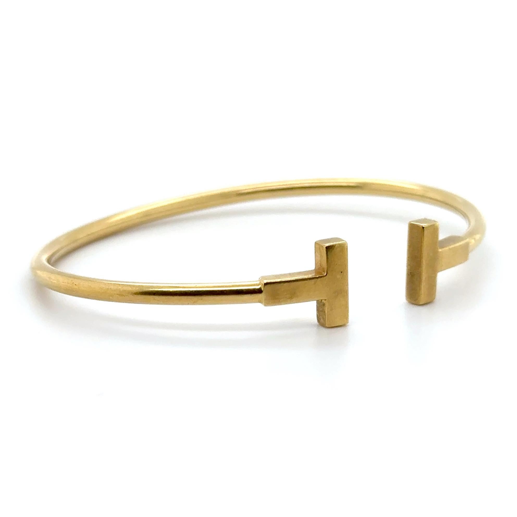 Estate Tiffany & Co. T Wire Bracelet 18-karat Yellow Gold In Good Condition In BEVERLY HILLS, CA