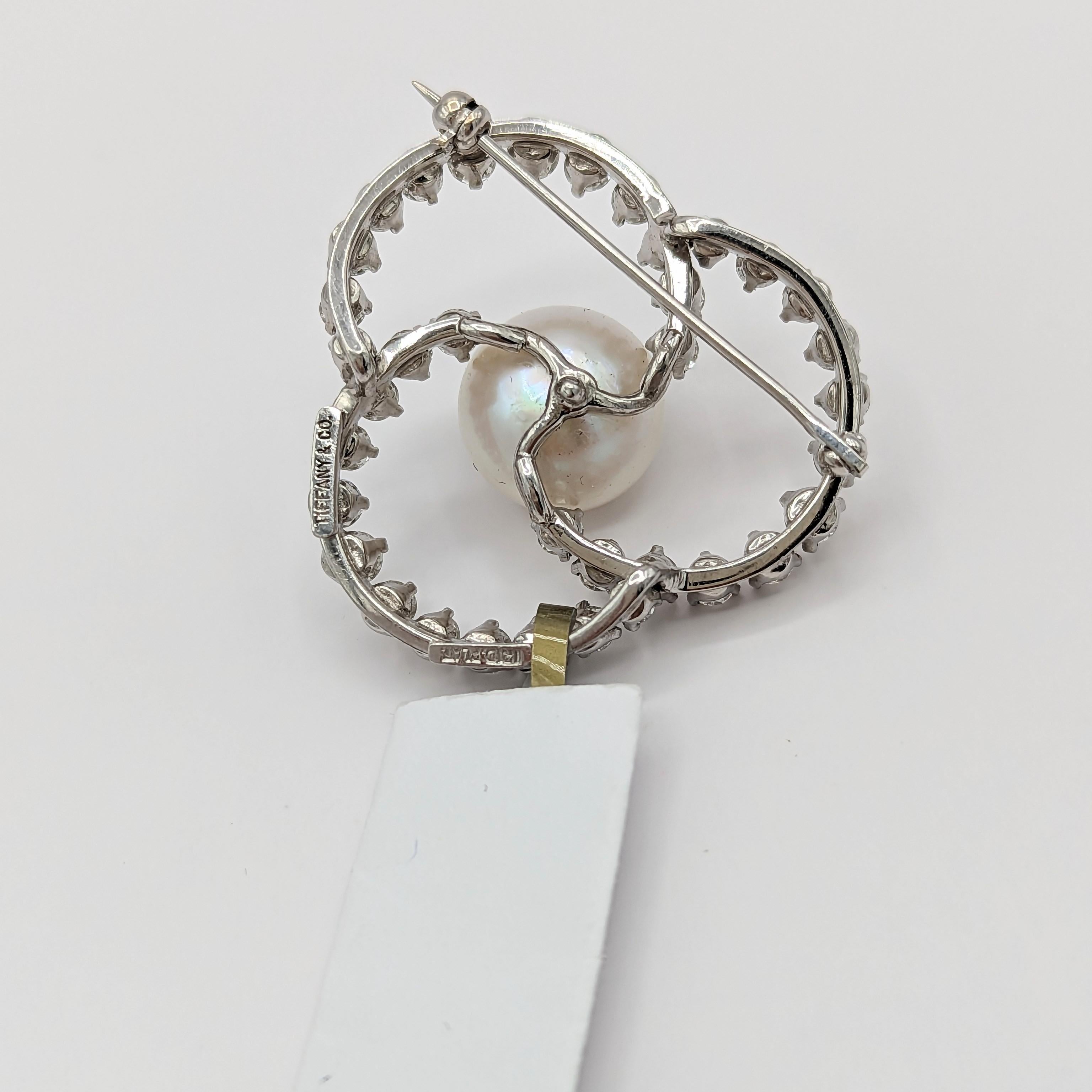 Estate Tiffany & Co White Pearl and Diamond Brooch in Platinum In New Condition For Sale In Los Angeles, CA