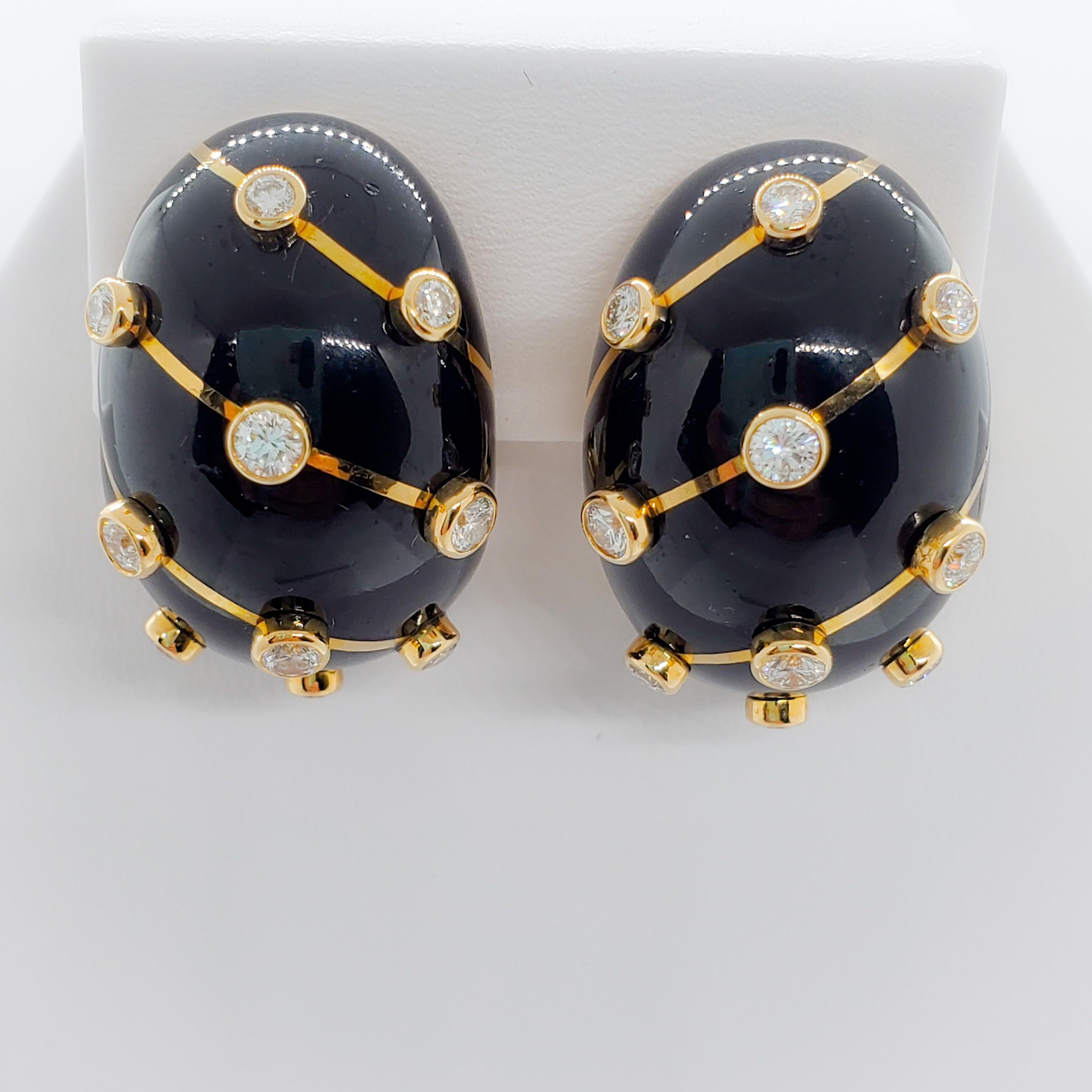 Estate Tiffany & Co. Black Enamel and White Diamond Earclips in 18kyg In Excellent Condition In Los Angeles, CA