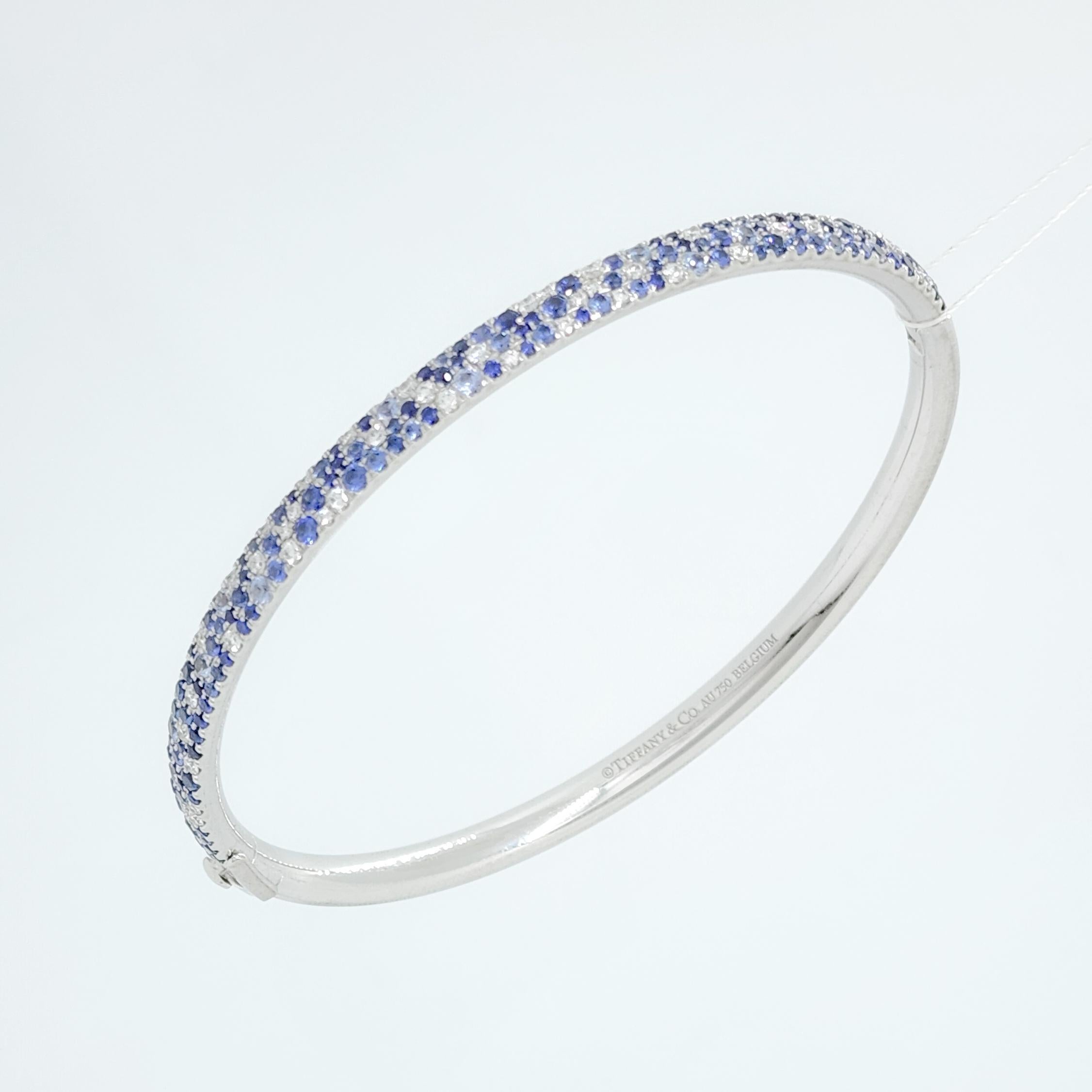 Nachlass Tiffany & Company Metro Armreif mit blauem Saphir und weißem Diamanten für Damen oder Herren im Angebot