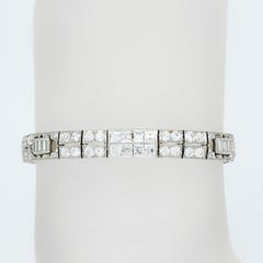 Estate Tiffany & Company White Diamond Bracelet in Platinum