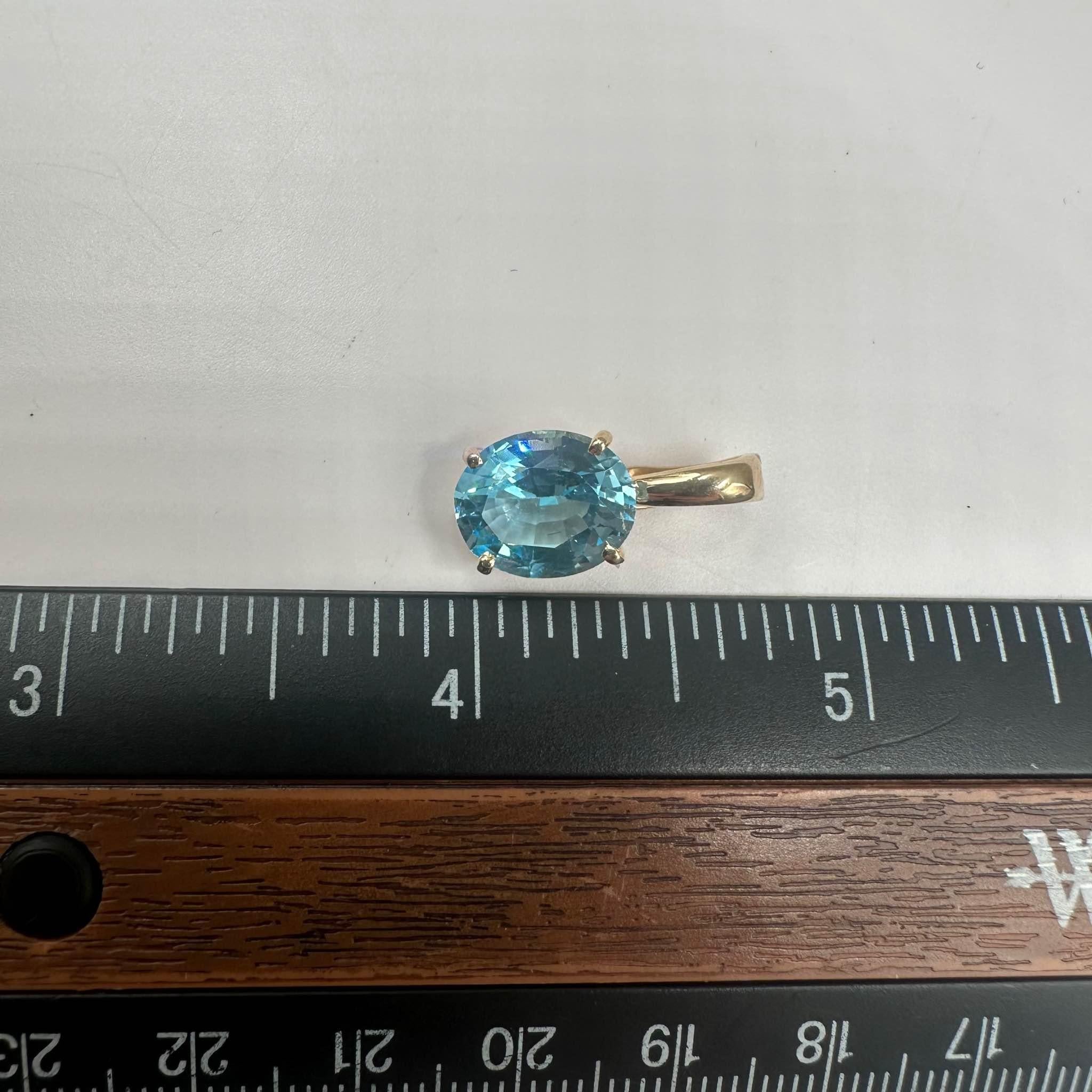Women's Estate Topaz Pendant/Necklace Enhancer in 14kt Yellow Gold - 11x9mm Blue Topaz For Sale