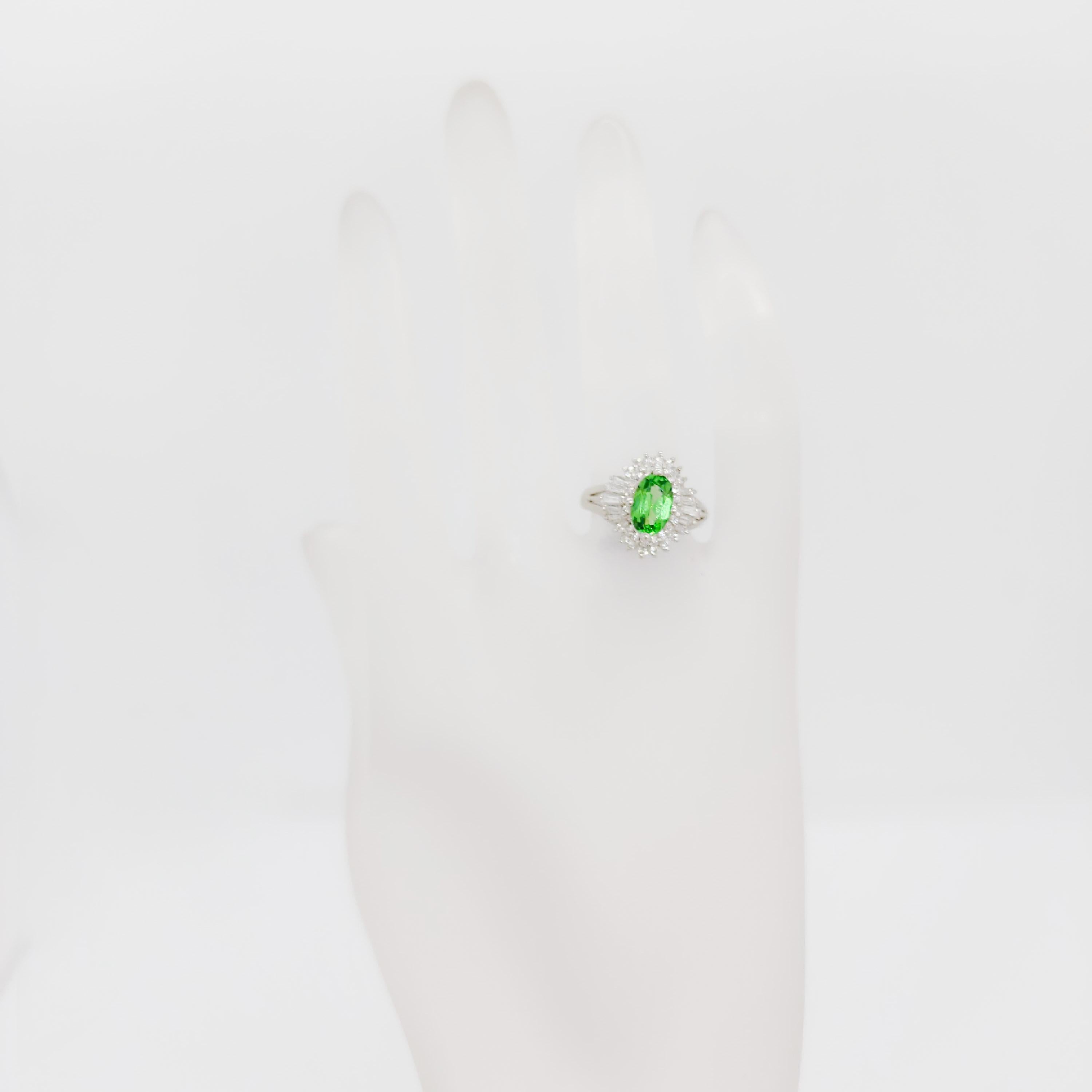 Tsavorite Garnet and Diamond Cocktail Ring in Platinum In Excellent Condition For Sale In Los Angeles, CA