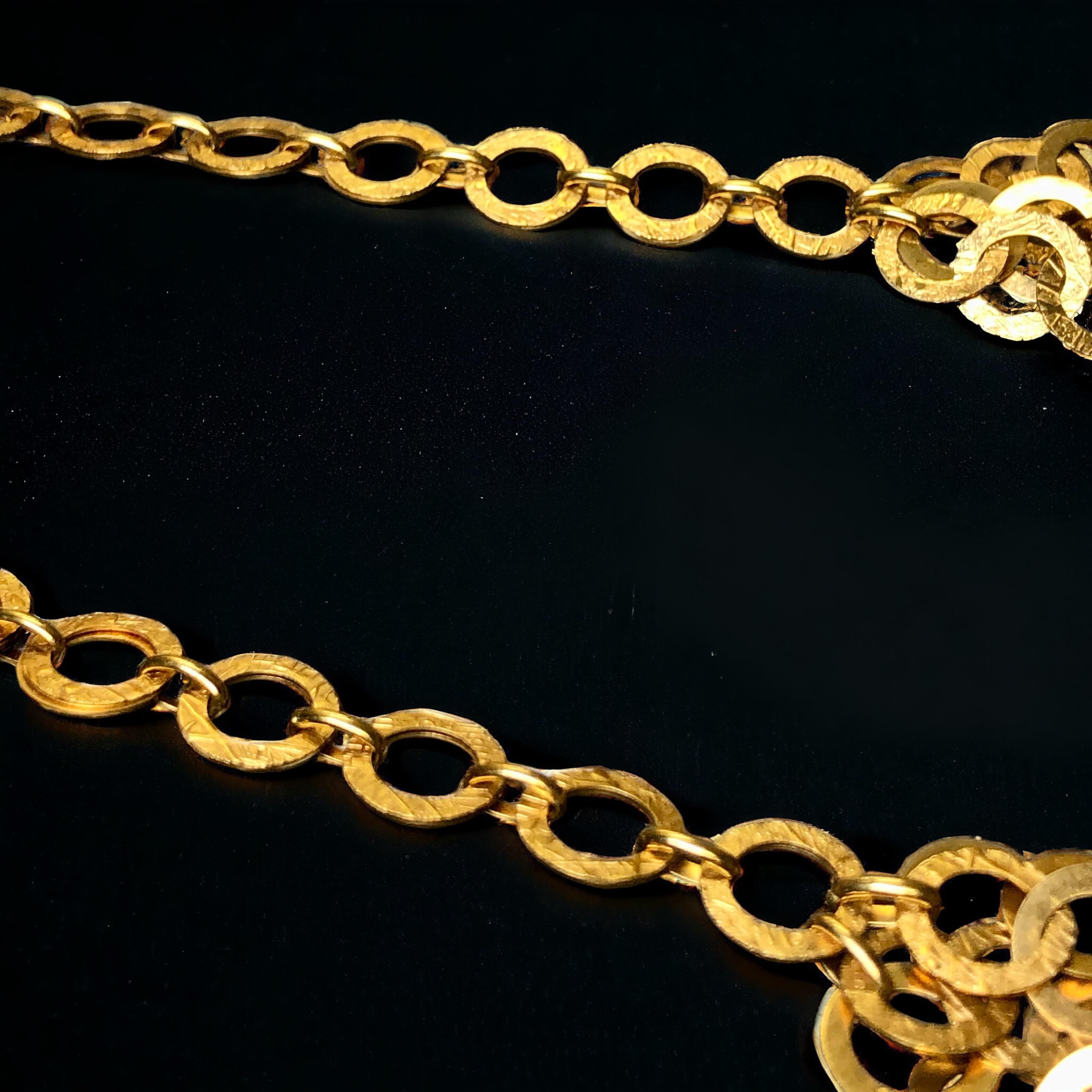 Estate UnoAErre - Collana in oro giallo 18K con cerchio testurizzato A Link 18