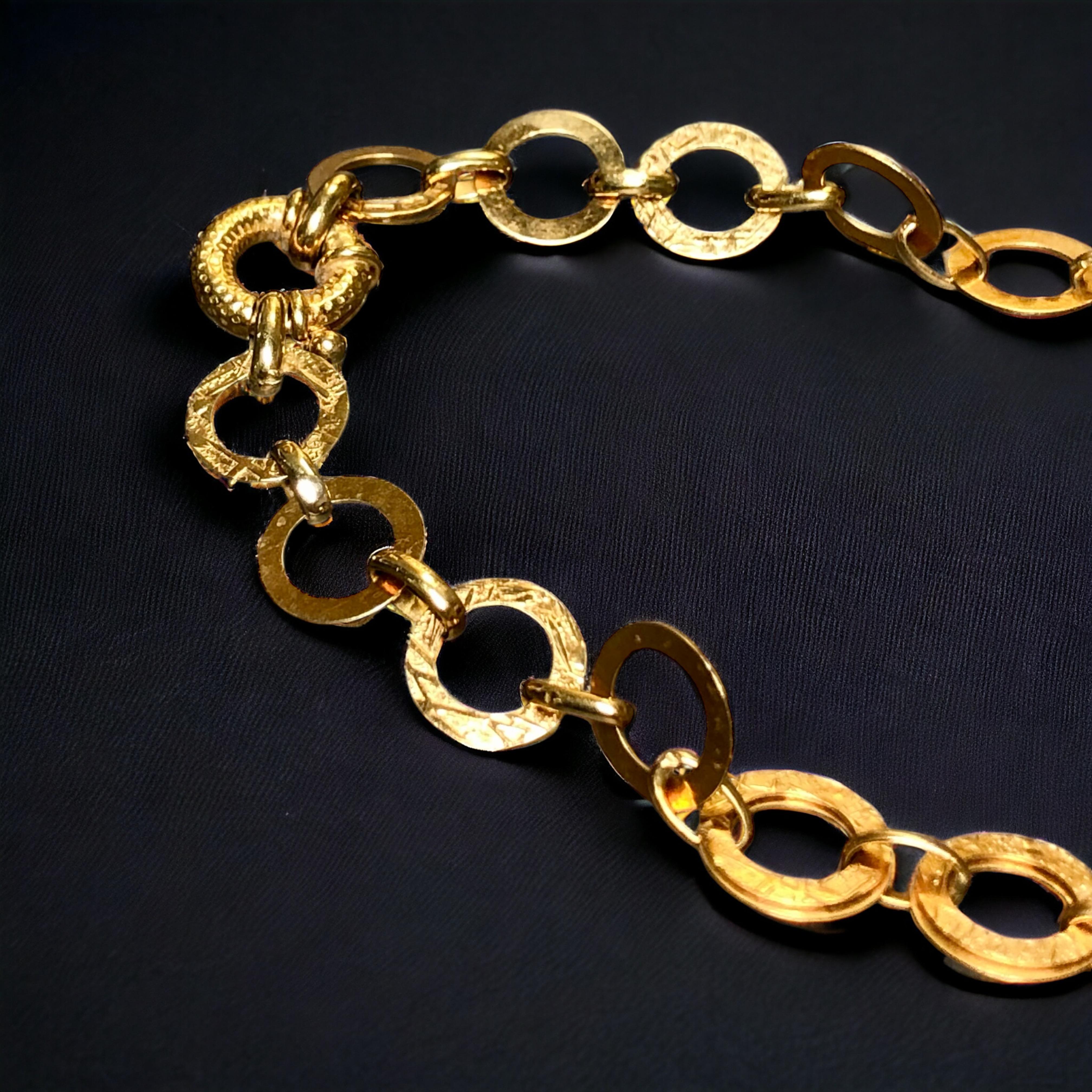 da uomo o donna Estate UnoAErre - Collana in oro giallo 18K con cerchio testurizzato A Link 18