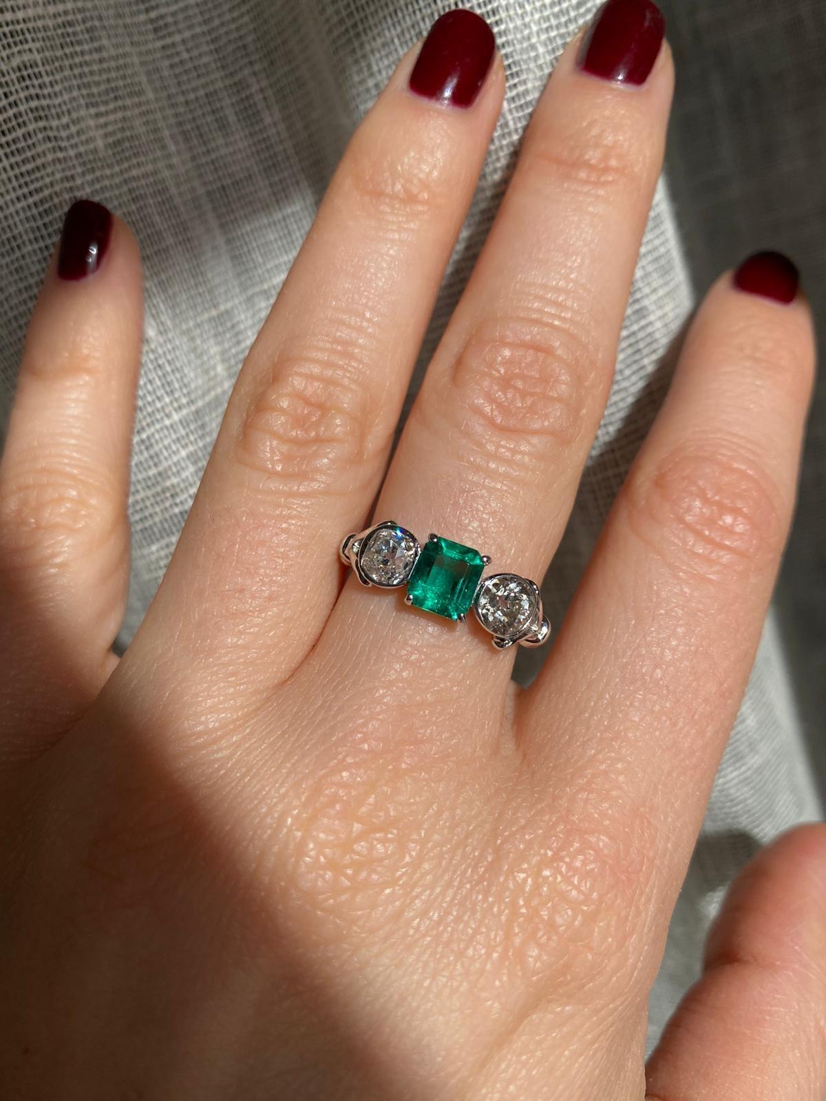 Estate Untreated Colombian Emerald Gold Three-Stone Ring 3