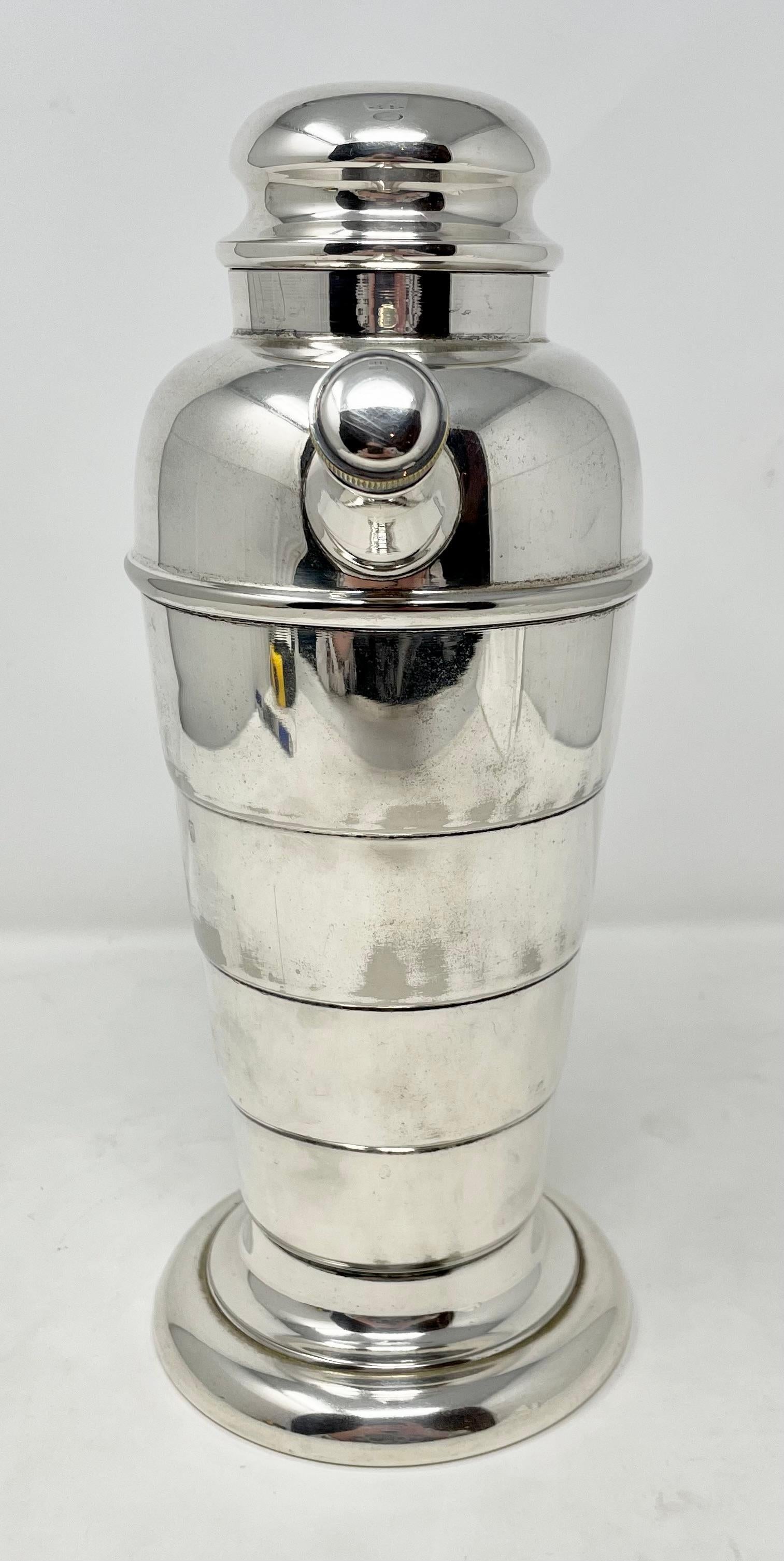 Estate Unusual Canadian Art Deco Cocktail Shaker Pitcher, circa 1930 In Good Condition For Sale In New Orleans, LA