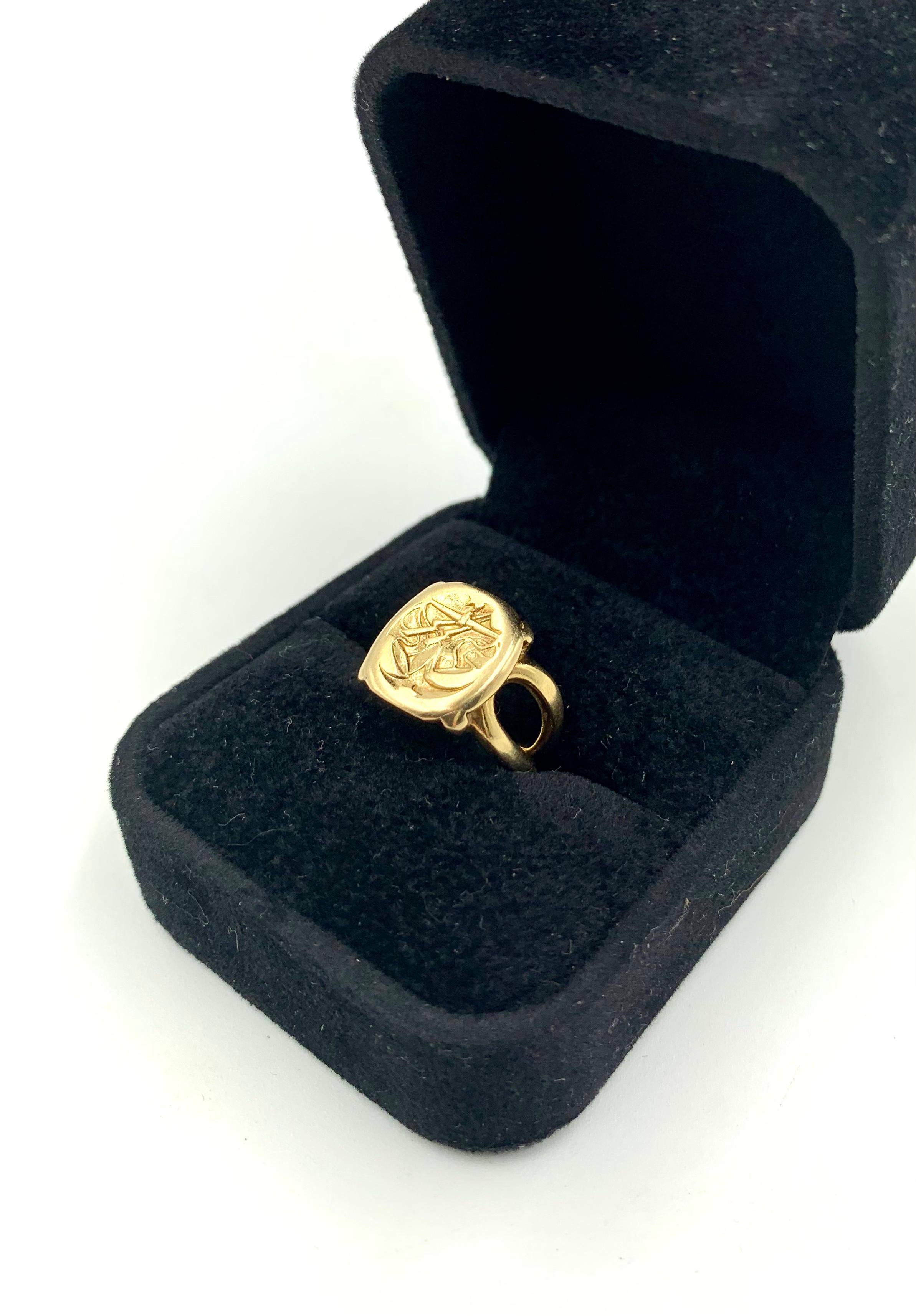 Estate Van Cleef & Arpels 18K Yellow Gold Zodiac Intaglio Libra Signet Ring 3