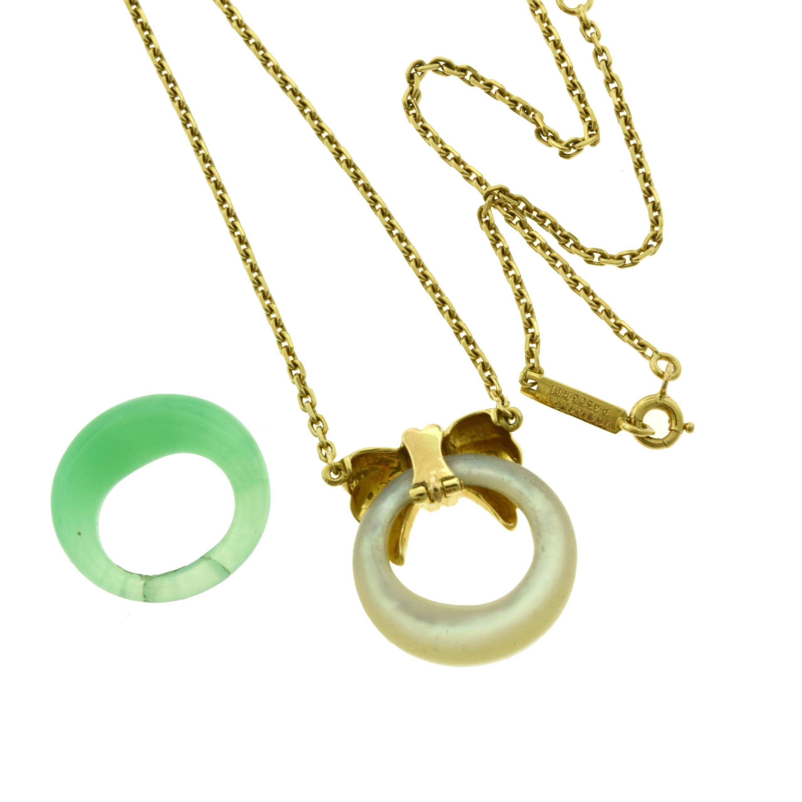 Estate Van Cleef & Arpels Green Chalcedony & Mother of Pearl 18k Gold Necklace 1