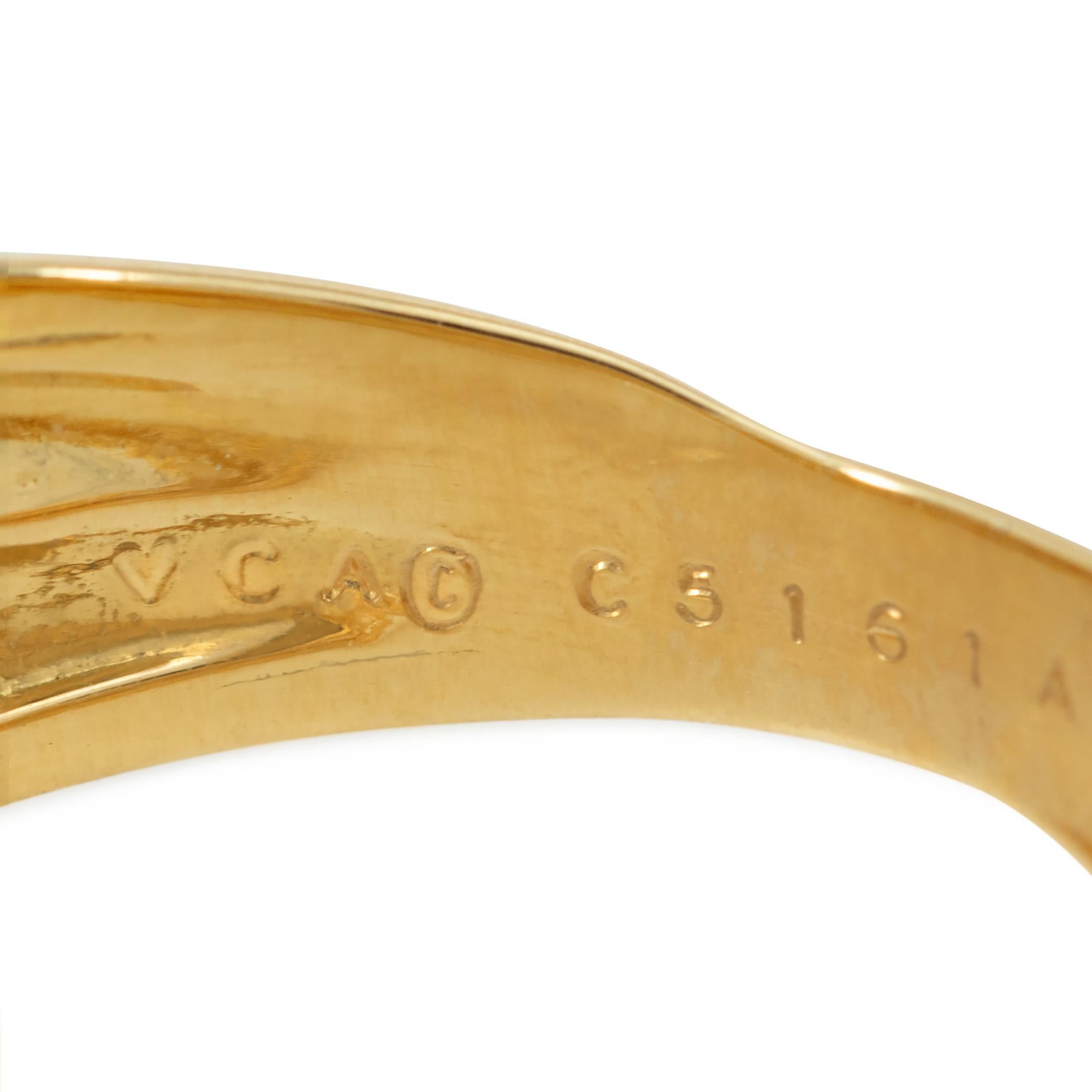 Van Cleef & Arpels, Paris, bague jonc de collection croisée en or et diamants Bon état - En vente à New York, NY