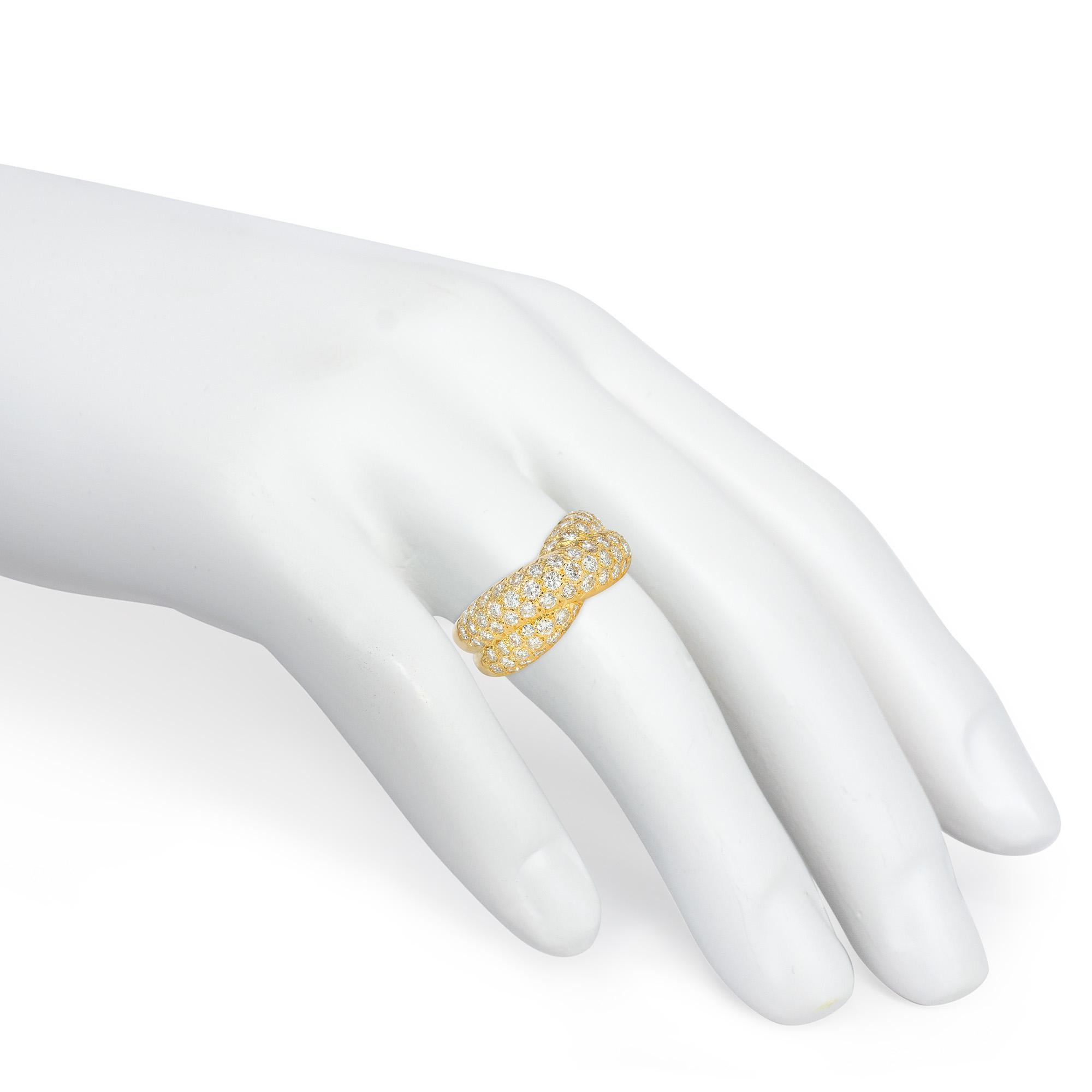 Women's or Men's Estate Van Cleef & Arpels, Paris Gold and Diamond Band Ring of Crossover Design For Sale