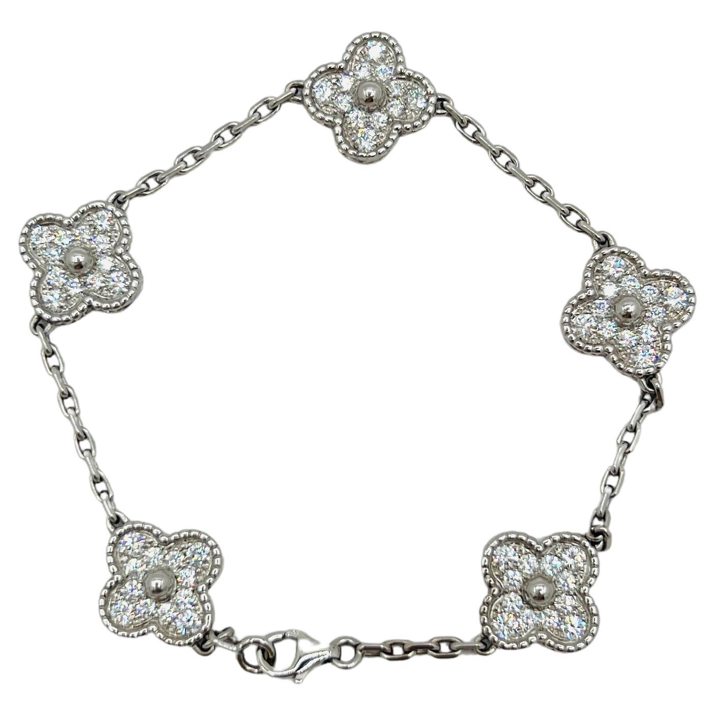 Estate Van Cleef & Arpels Bracelet Alhambra en or blanc 18 carats et diamants blancs