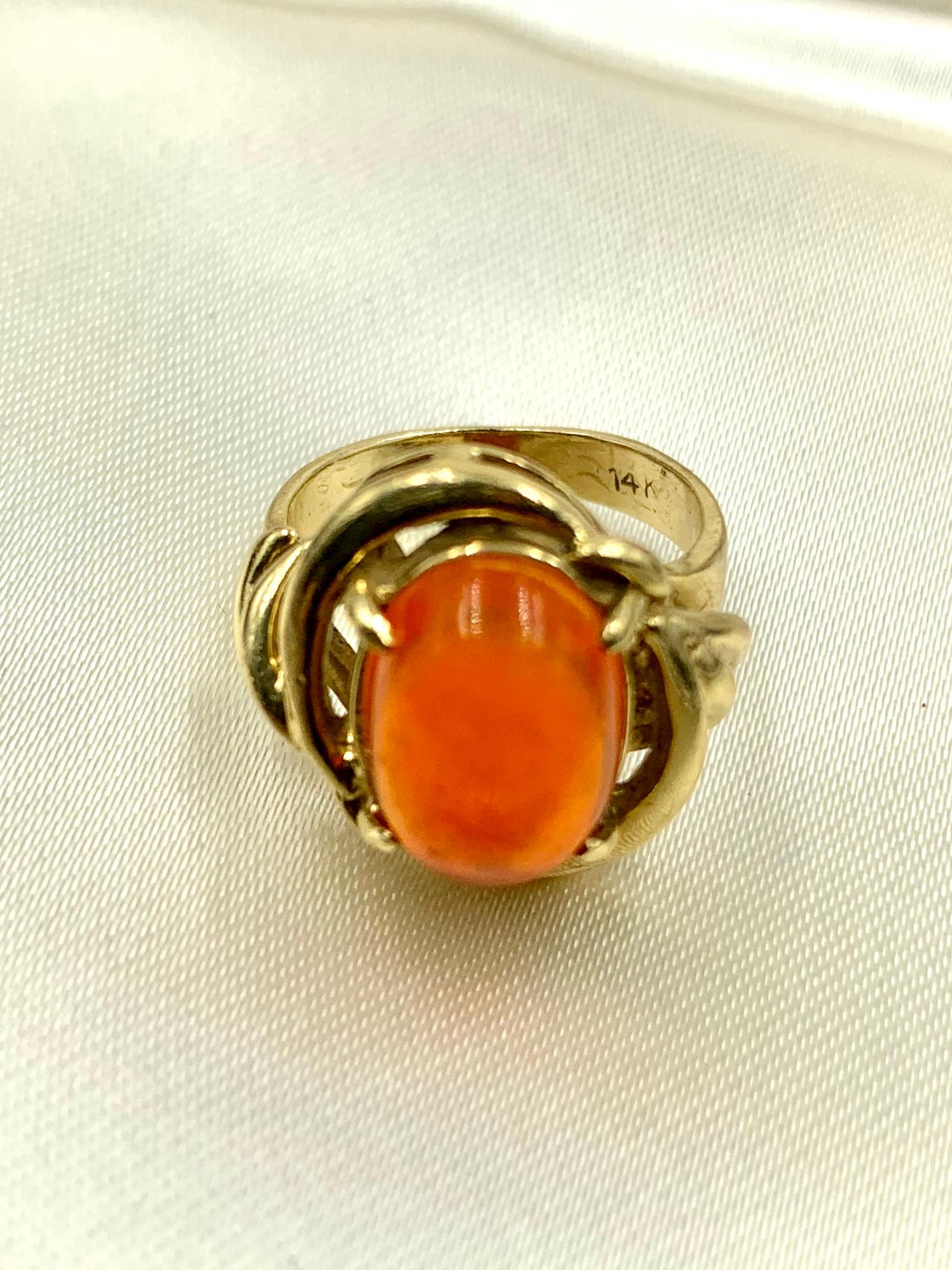 Bague de succession en or jaune 14 carats avec opale de feu cabochon en vente 3