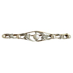 Estate Victorian Pearl and Diamond Brooch in 14kt Yellow Gold - 0.15ctw Diamonds