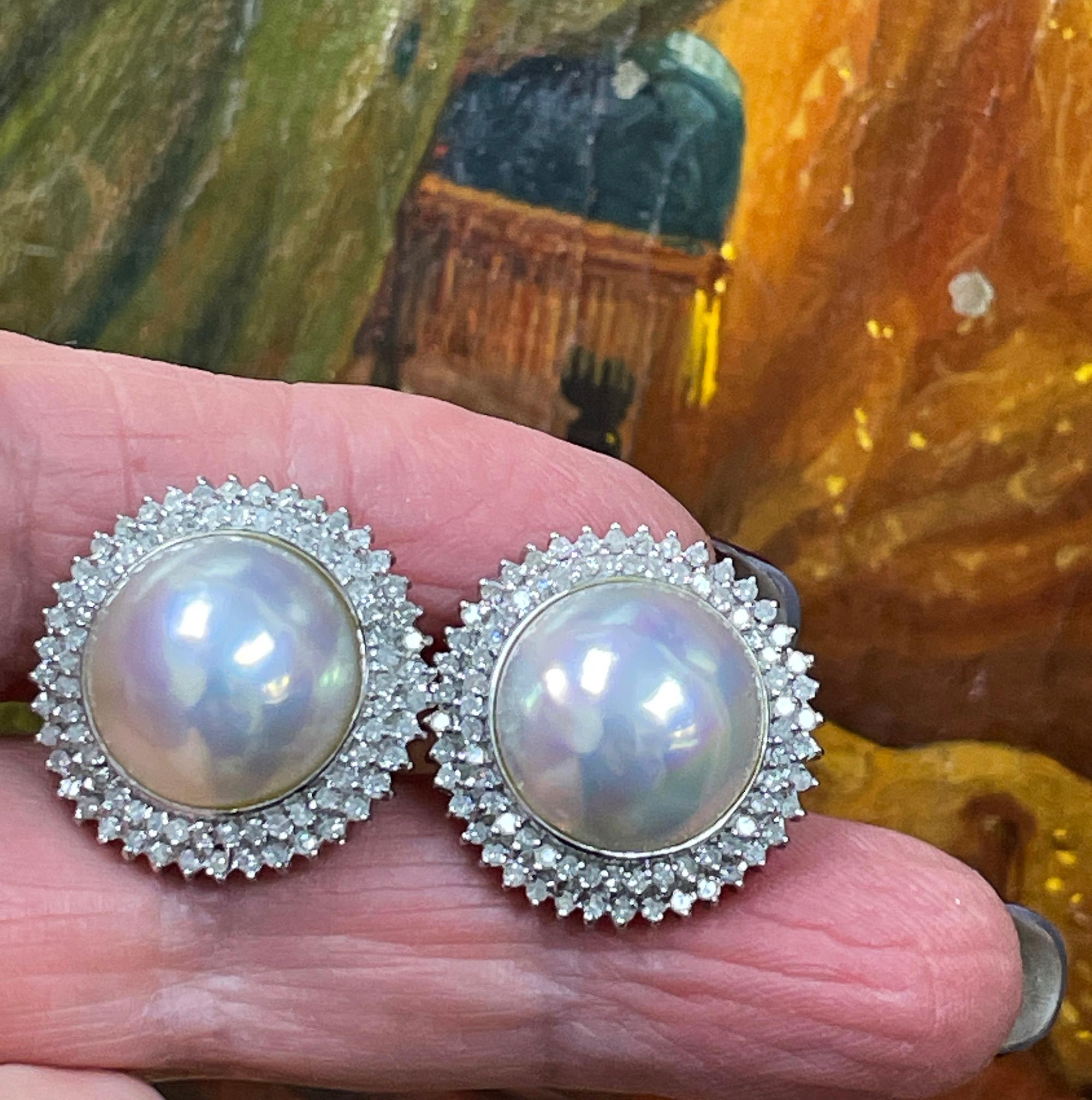 Nachlass Vintage 14k Weißgold Mabe Perle 2,0ct Diamant Double Halo Ohrringe mit doppeltem Halo 1