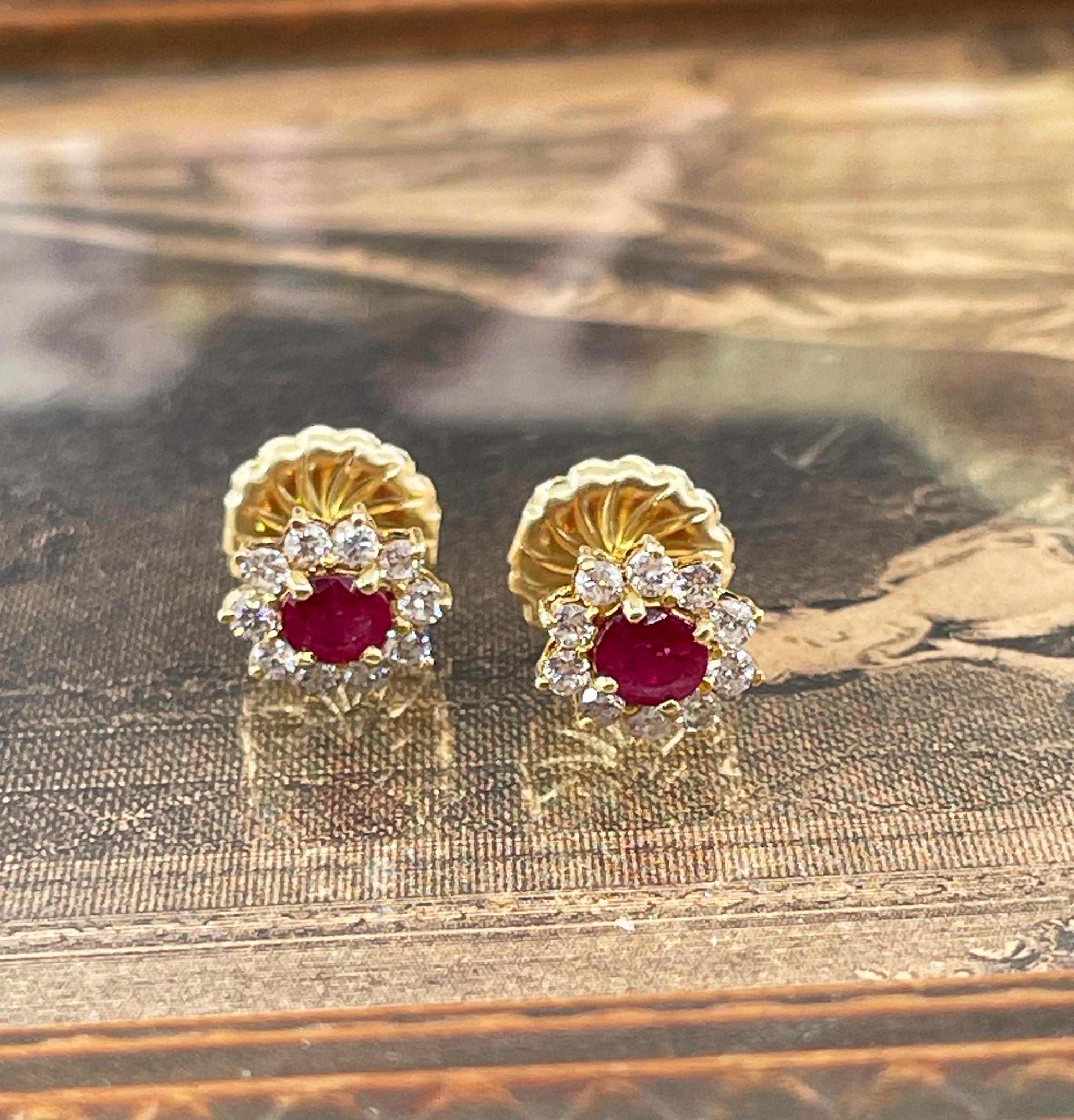 Estate Vintage 1.50ct RUBY Diamonds 14K/18K Gold Cluster Stud Post Earrings      For Sale 12