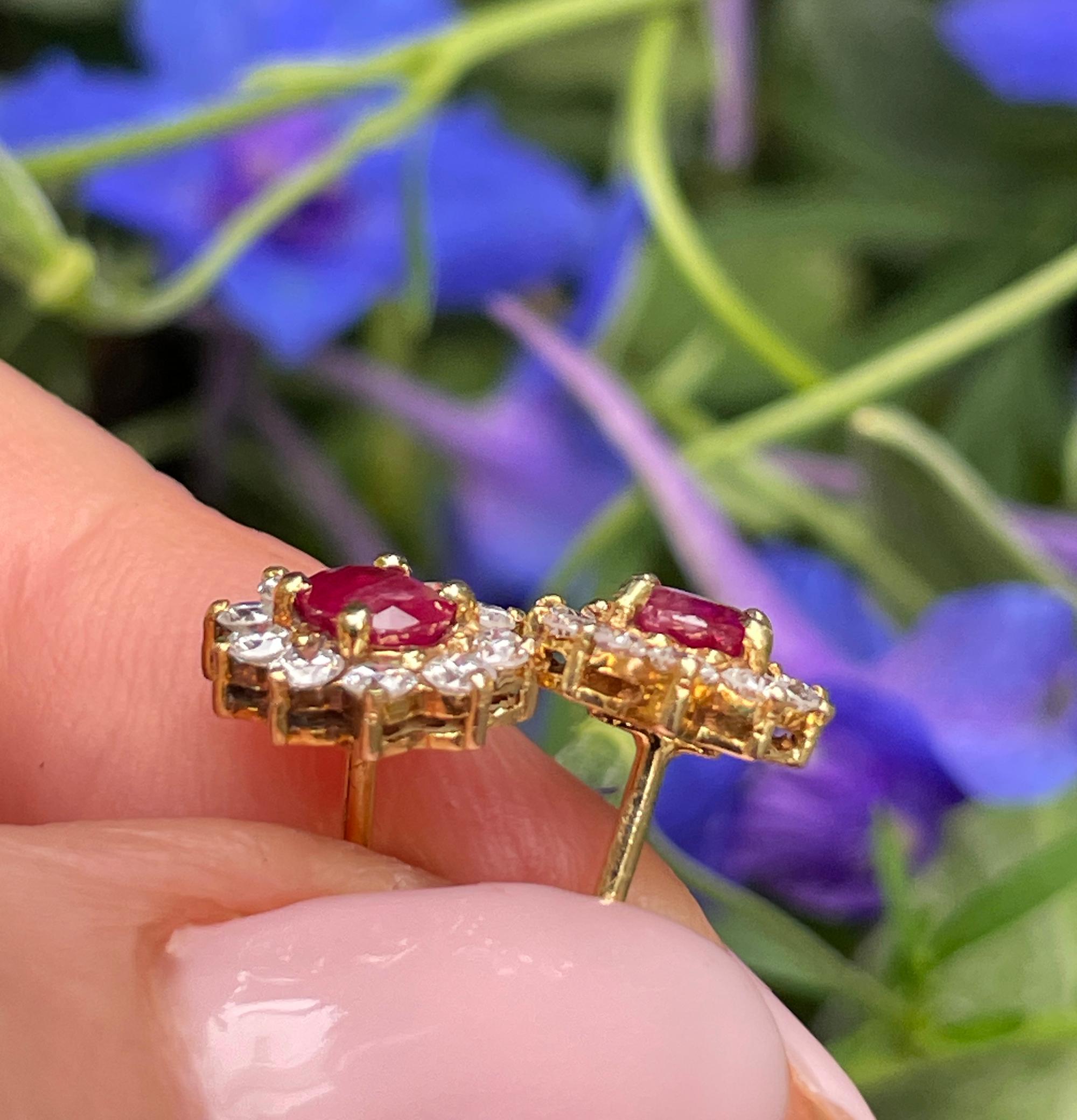 Estate Vintage 1.50ct RUBY Diamonds 14K/18K Gold Cluster Stud Post Earrings      For Sale 6