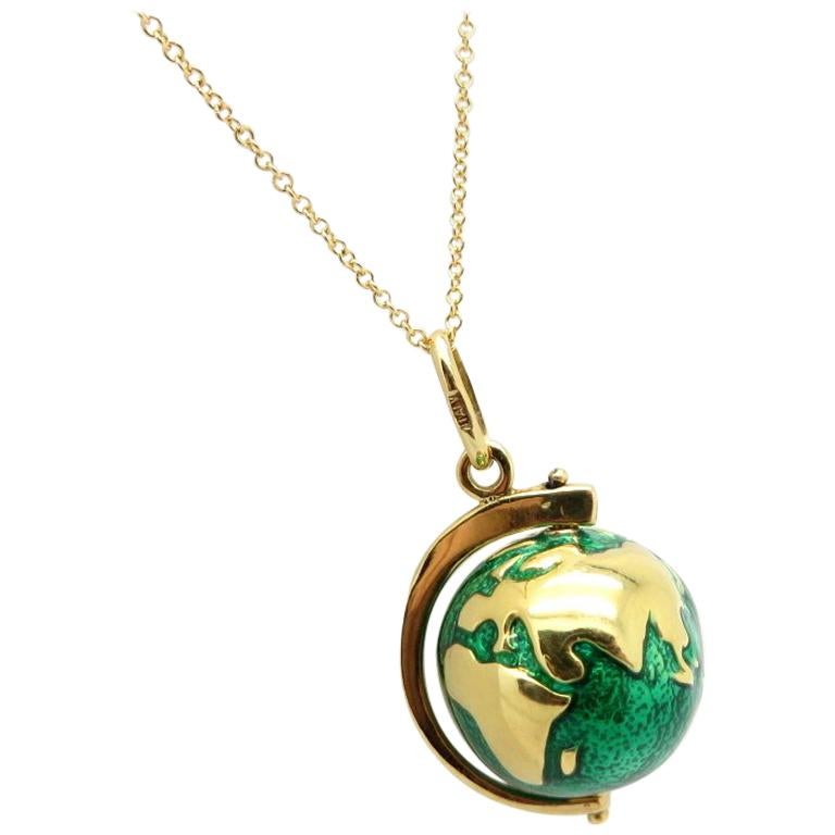 Estate Vintage 18 Karat Yellow Gold Green Enamel Globe World Necklace