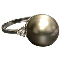 Estate Vintage 18K White Gold Large 16mm Tahitian Pearl Diamond Ring