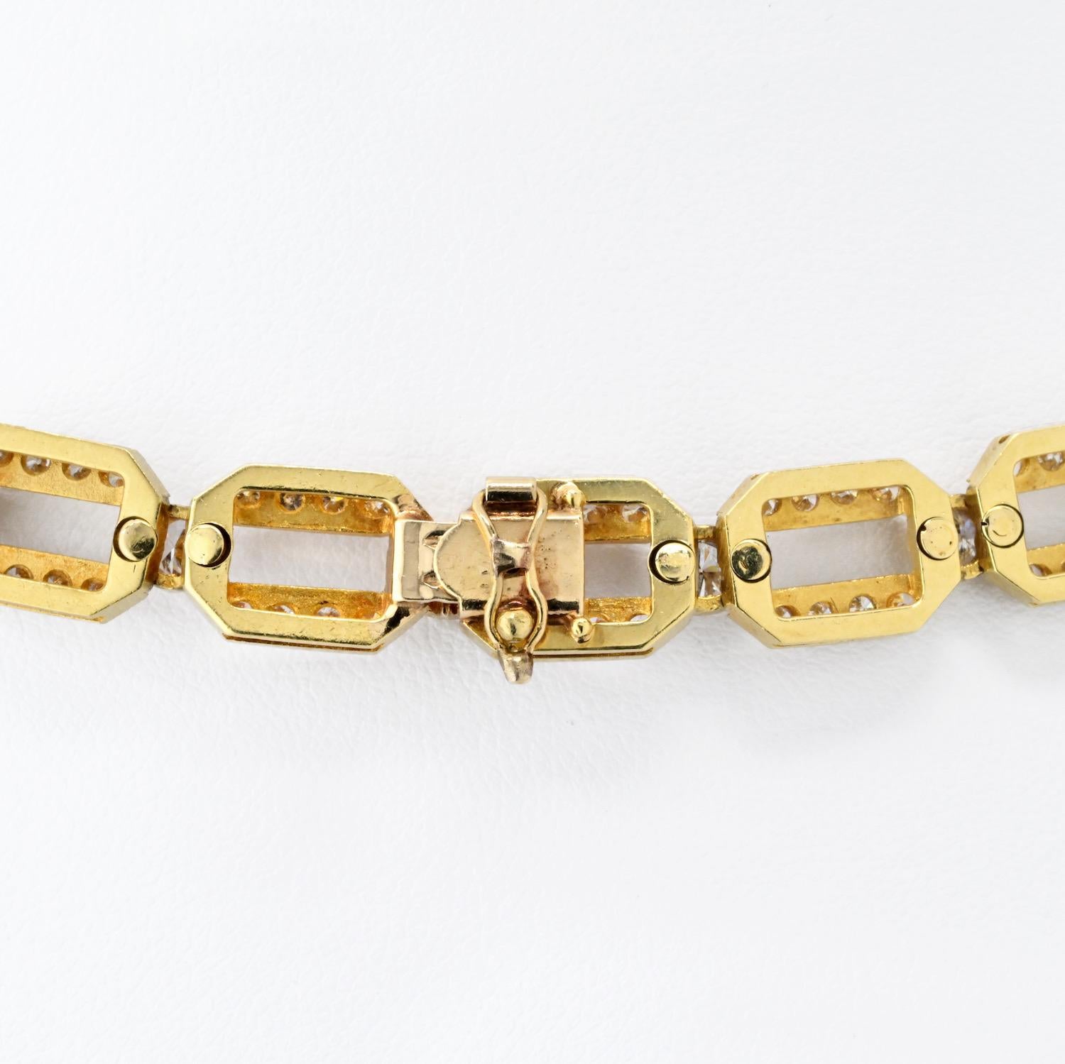 Women's Estate Vintage 18K Yellow Gold 1970's Diamond Lapis Chain Necklace For Sale