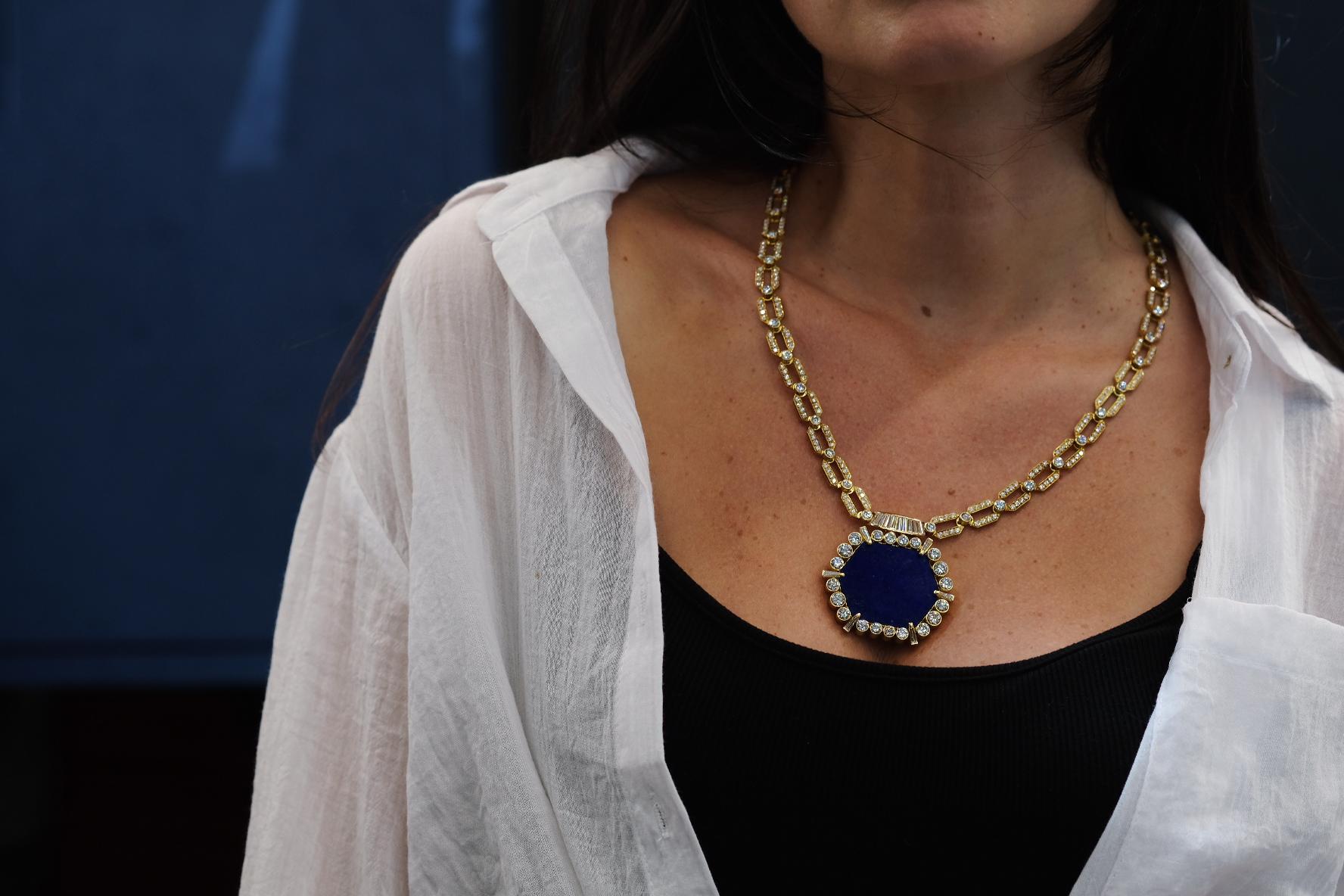 Estate Vintage 18K Yellow Gold 1970's Diamond Lapis Chain Necklace For Sale 2