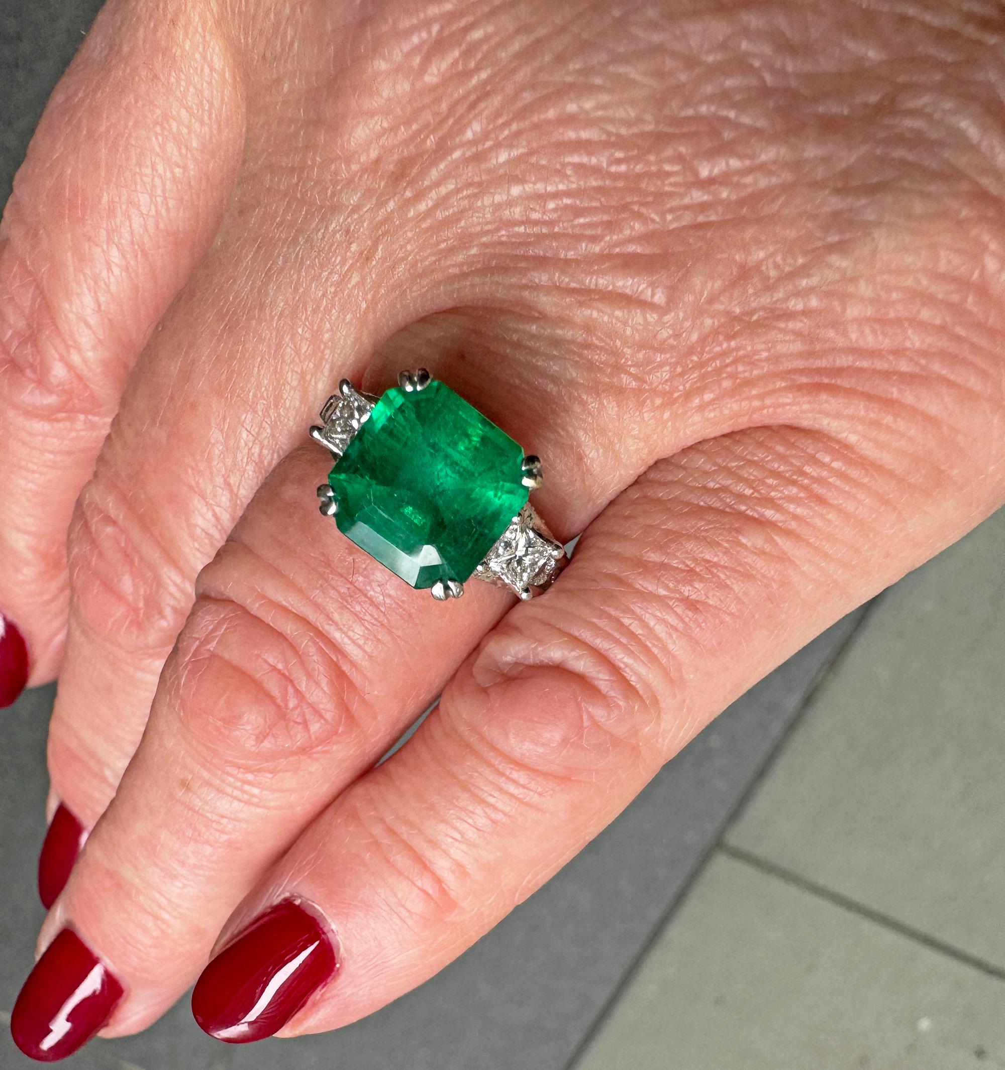  Estate Vintage GIA 7.00ct  Emerald Diamond Engagement Wedding 18KW Gold Ring For Sale 5