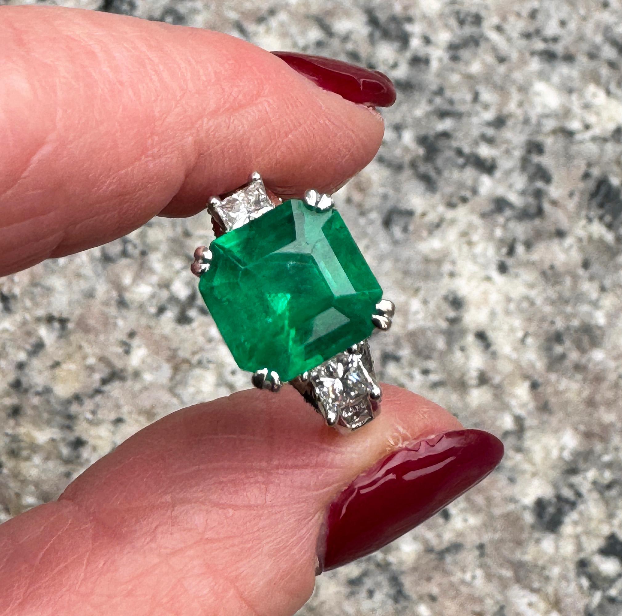  Estate Vintage GIA 7.00ct  Emerald Diamond Engagement Wedding 18KW Gold Ring For Sale 6