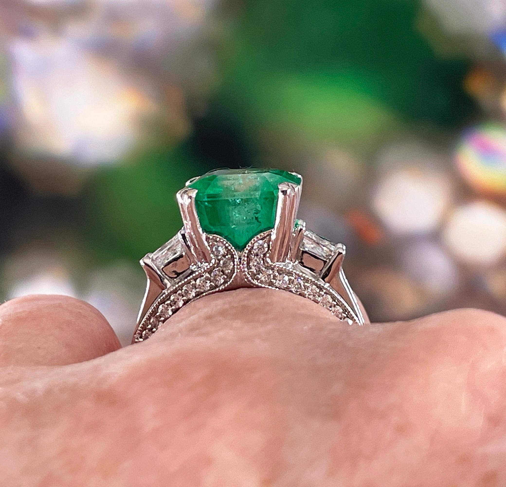  Estate Vintage GIA 7.00ct  Emerald Diamond Engagement Wedding 18KW Gold Ring For Sale 10