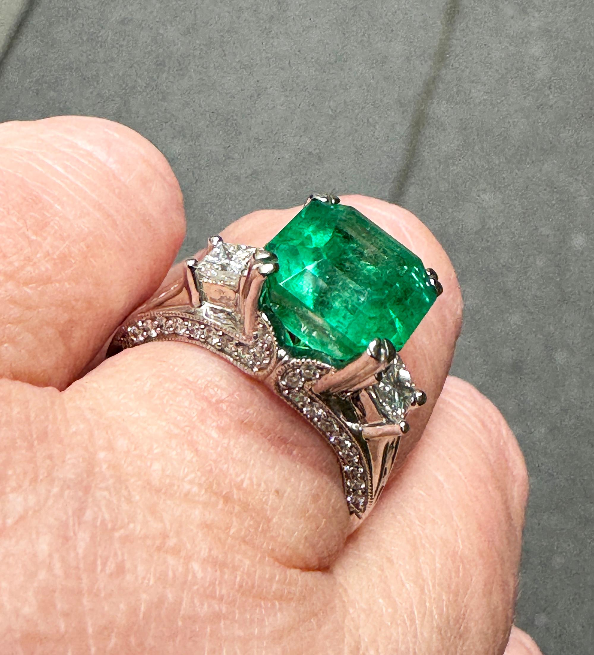  Estate Vintage GIA 7.00ct  Emerald Diamond Engagement Wedding 18KW Gold Ring For Sale 2