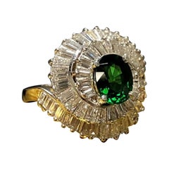 Estate Vintage Platinum Baguette Diamond Tsavorite Garnet Spiral Swirl Cocktail