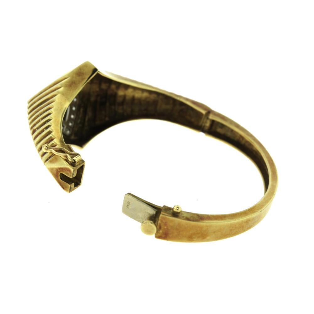 Estate Vintage Round Diamond Yellow Gold Geometric Bracelet Bangle In Good Condition In Miami, FL