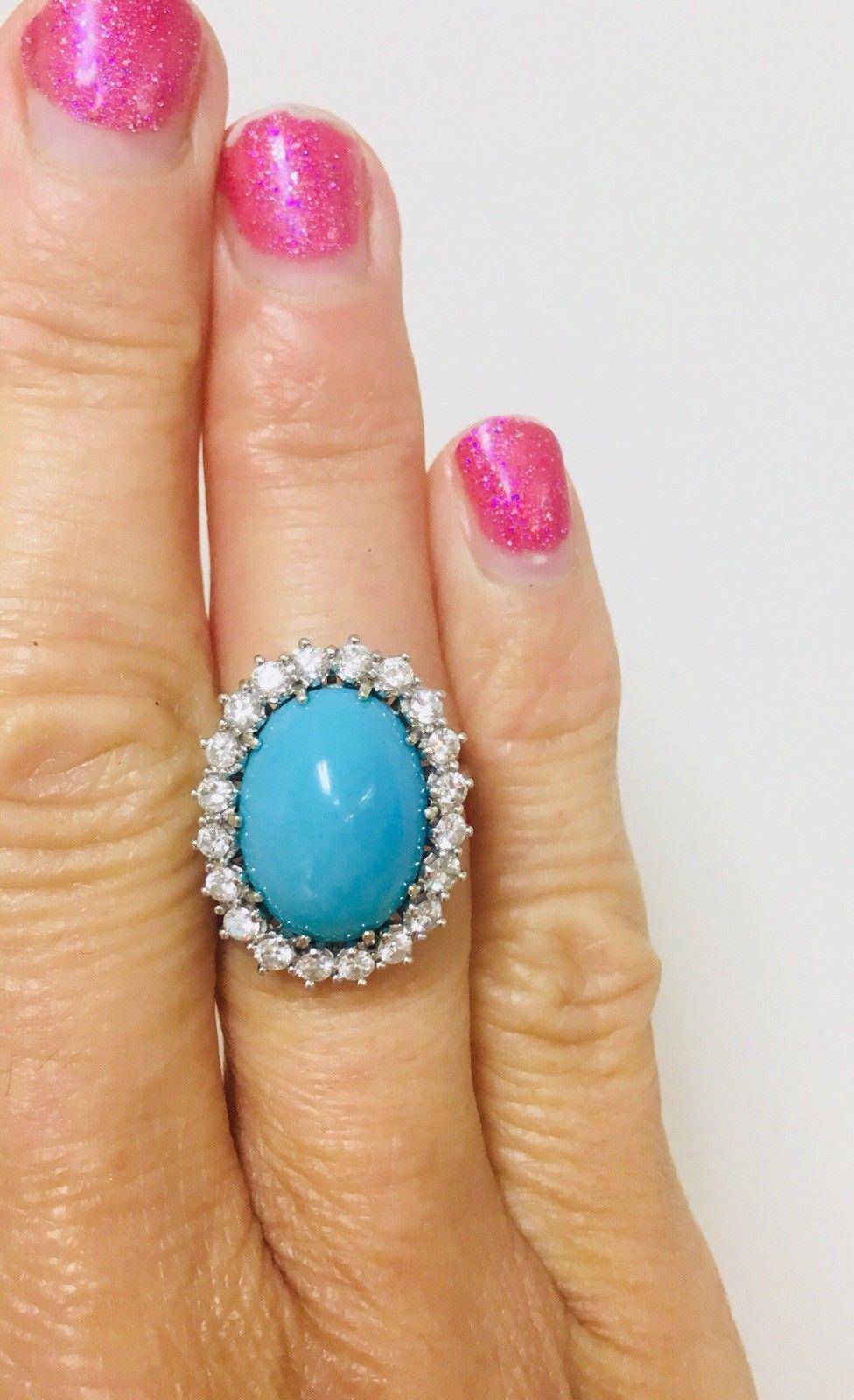 Estate VS Diamond Halo Turquoise Cocktail Ring For Sale 1