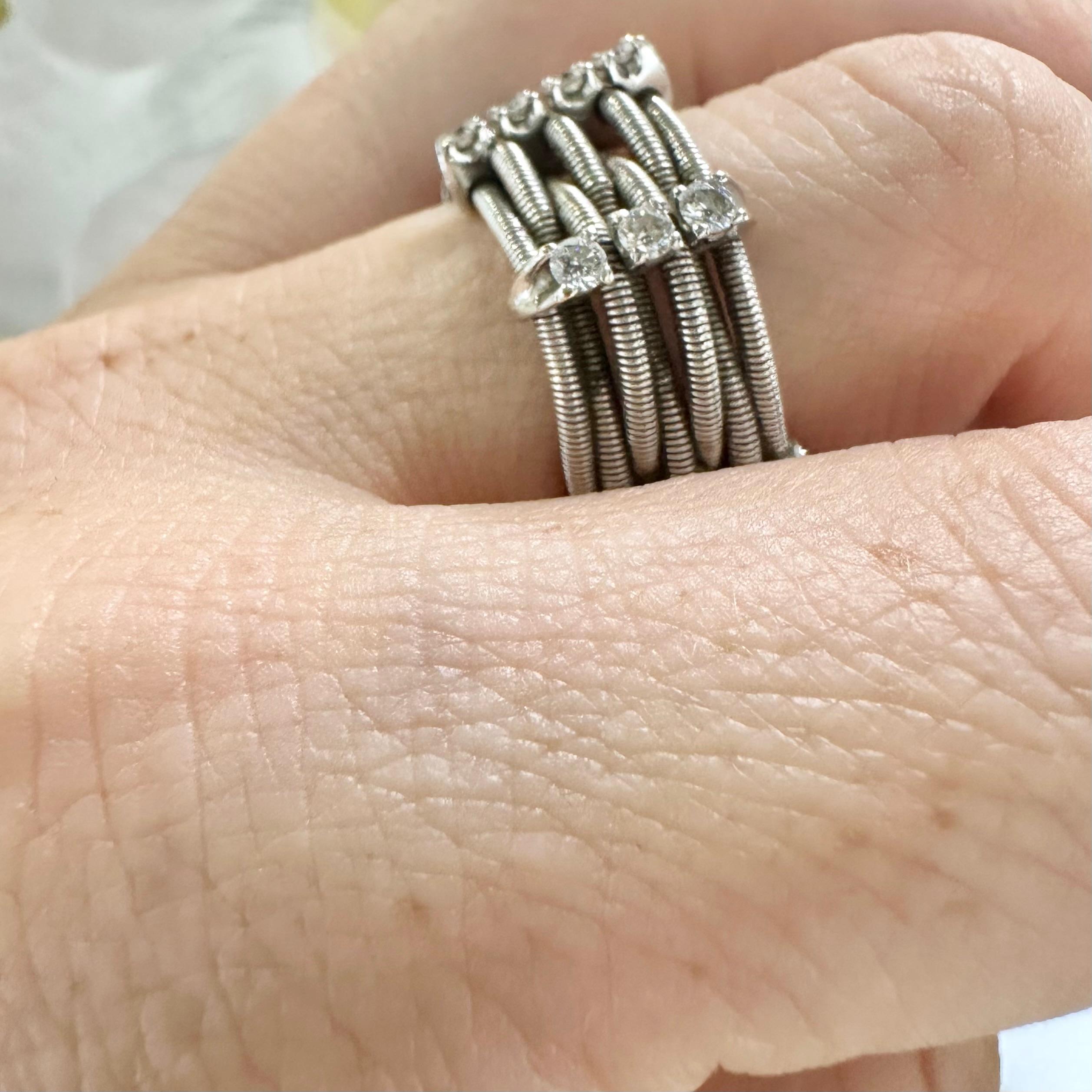 Women's or Men's Estate Weaved 18 Karat White Gold Wire Diamond Ring For Sale