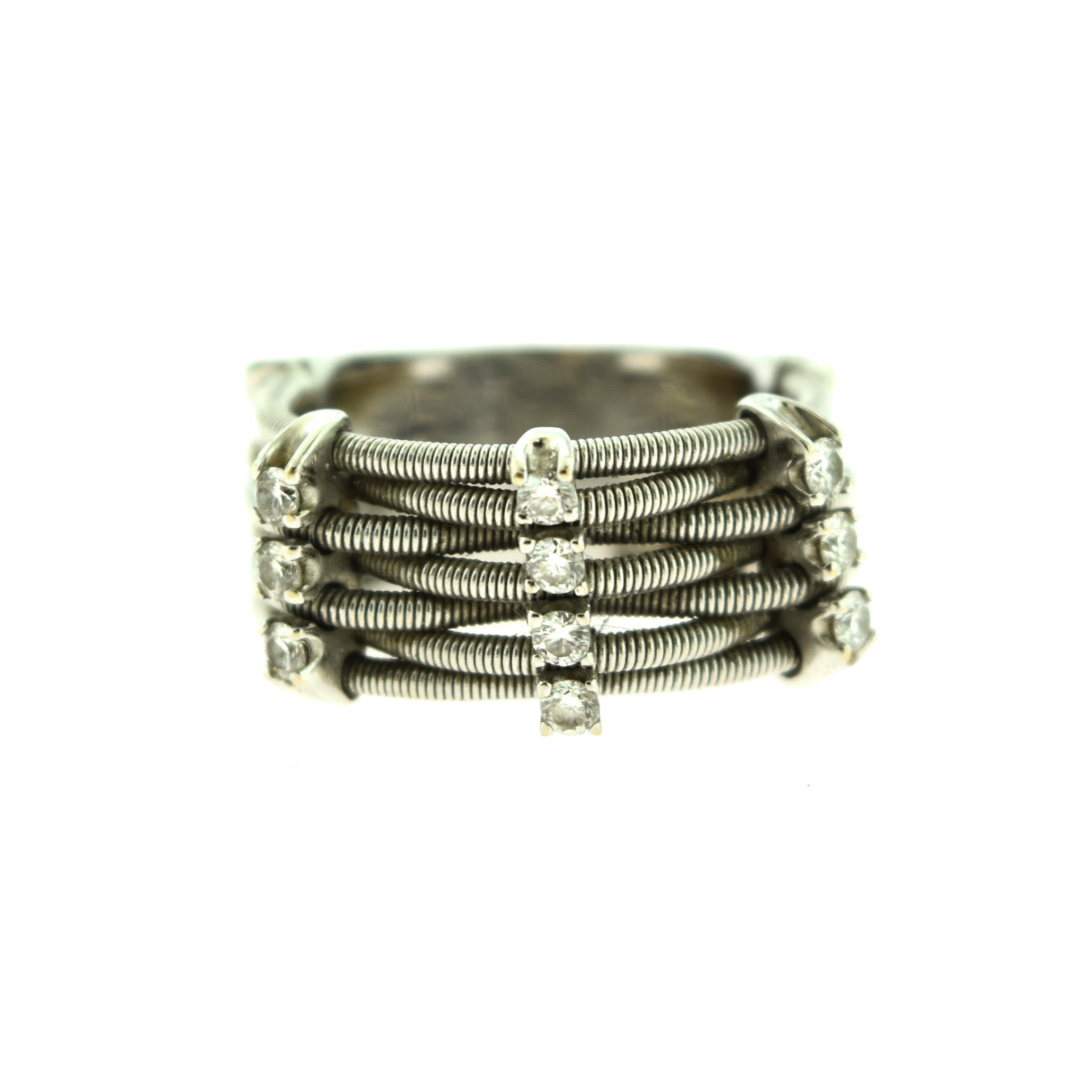 Women's or Men's Estate Weaved 18 Karat White Gold Wire Diamond Ring For Sale