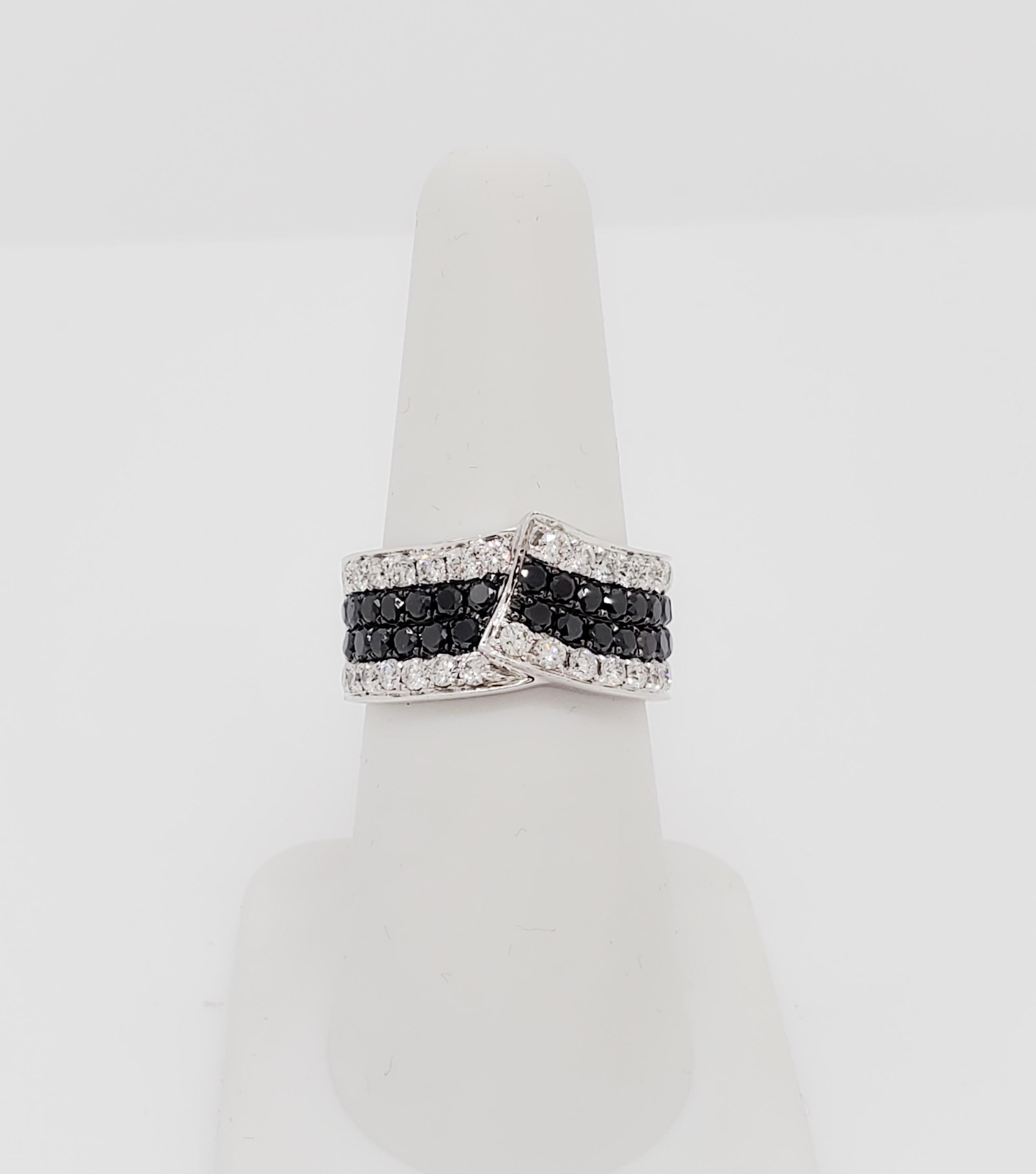 White and Black Diamond Fashion Ring in 14k White Gold For Sale 1
