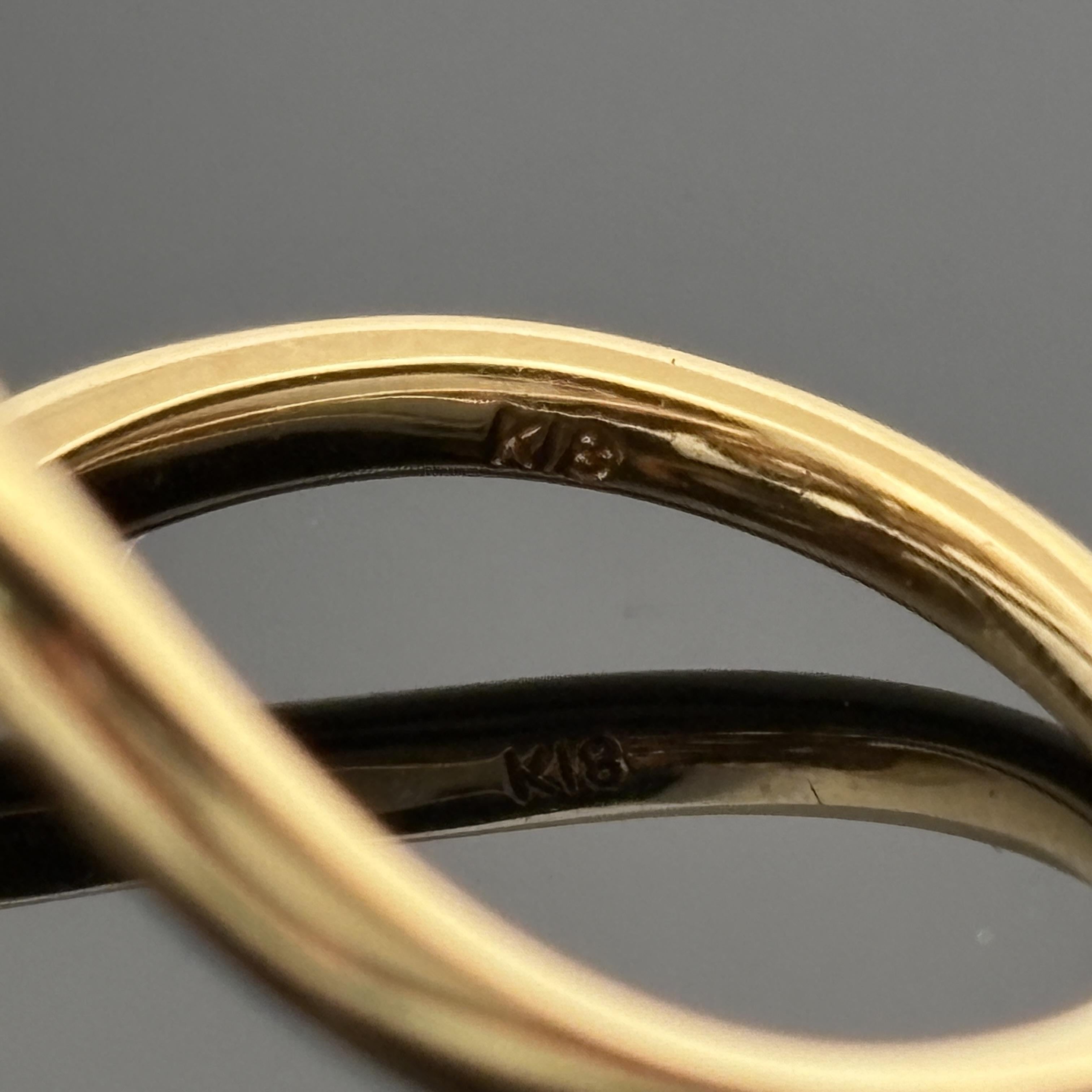 Estate Weiß & Schwarz 10,5 mm Perle Diamant Moi et Toi Ring 18k Gelbgold im Zustand „Hervorragend“ im Angebot in Orlando, FL