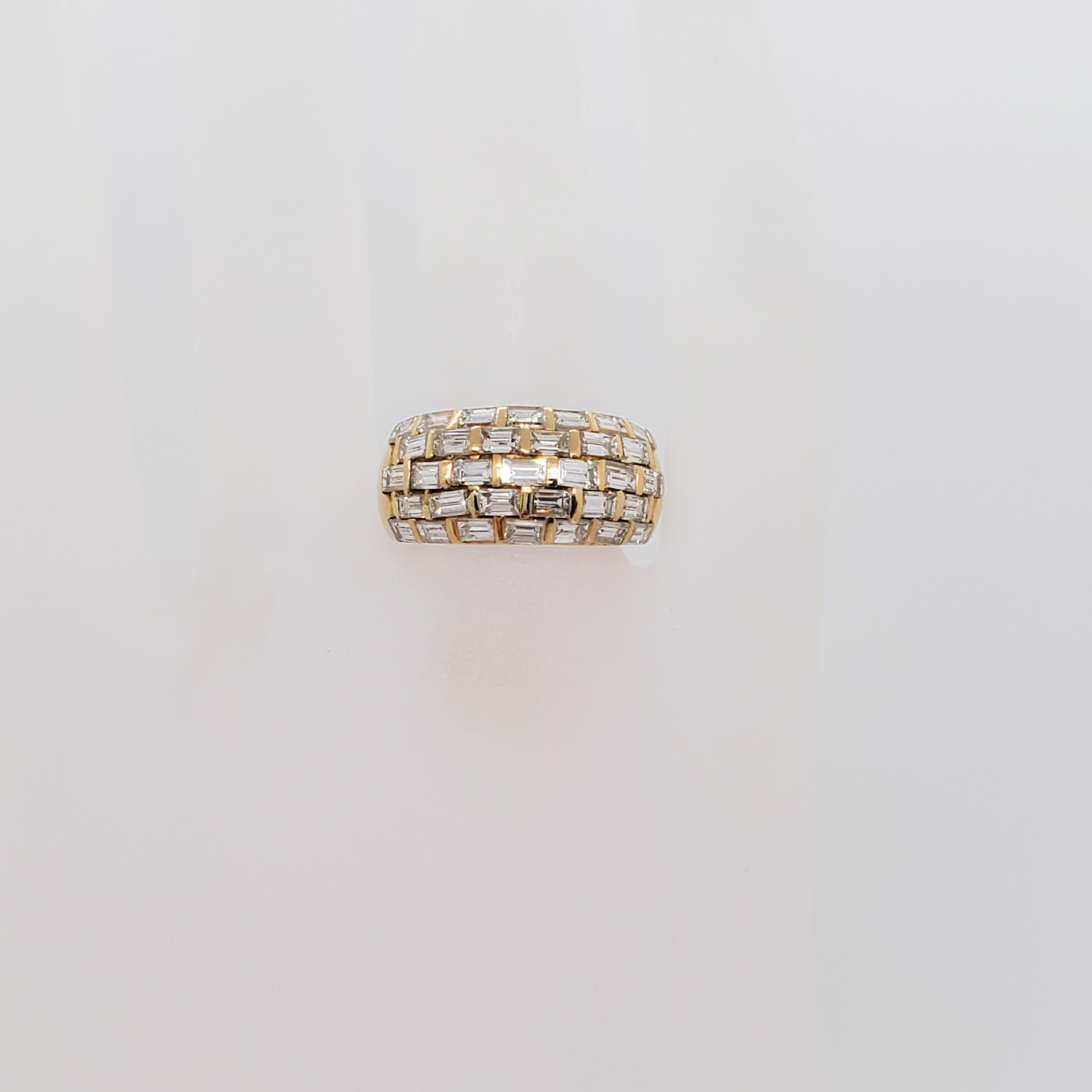 Women's or Men's Estate White Diamond Baguette Band Ring in 18k Yellow Gold