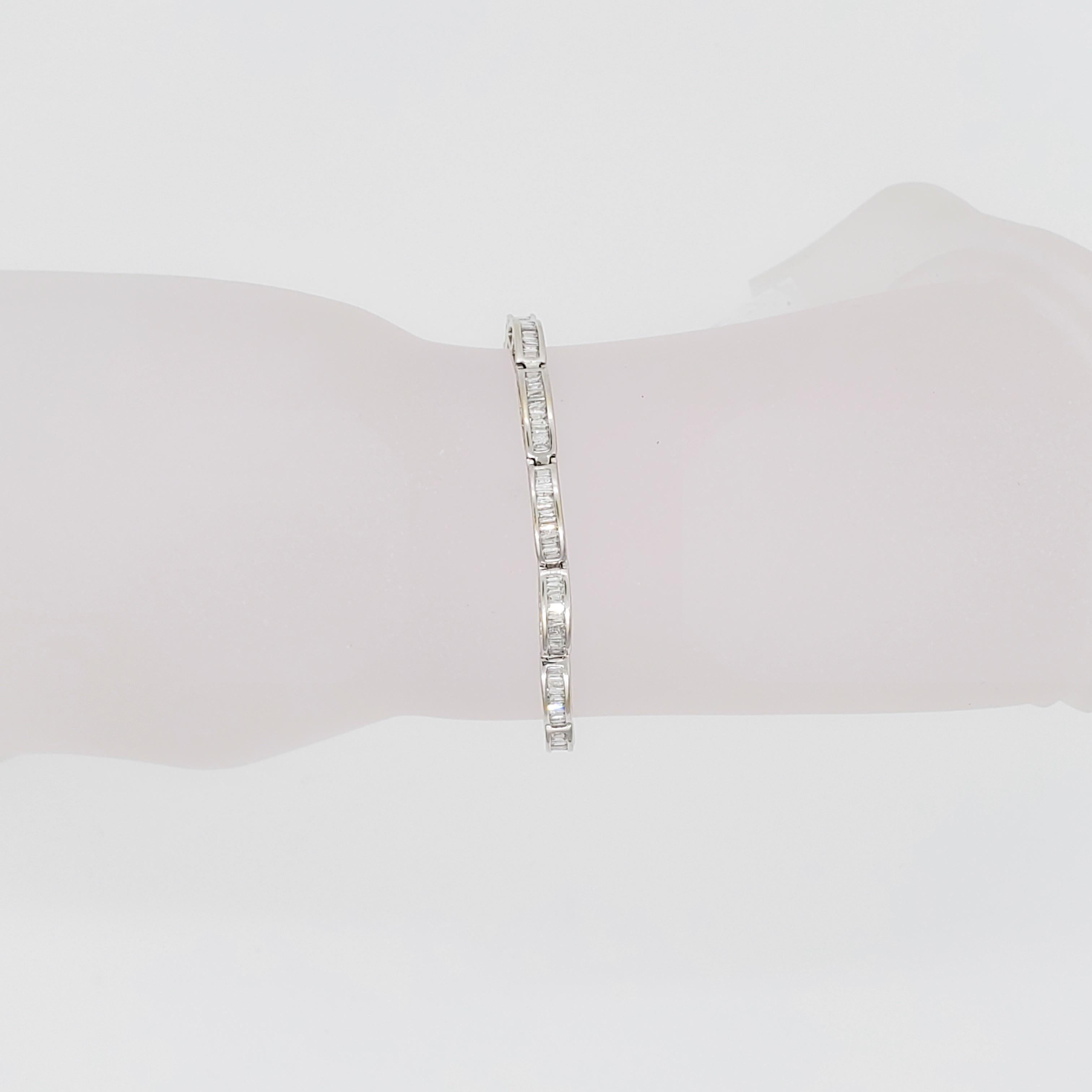 tennis bracelet with safety chain