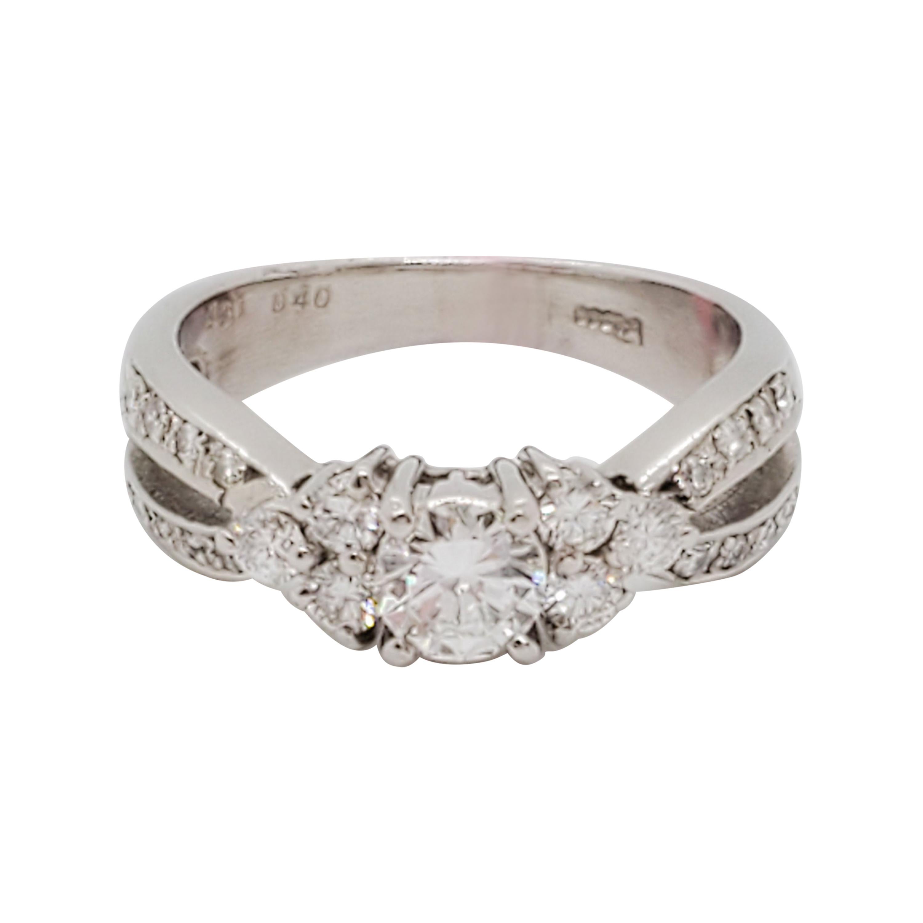  White Diamond Engagement Ring in Platinum For Sale