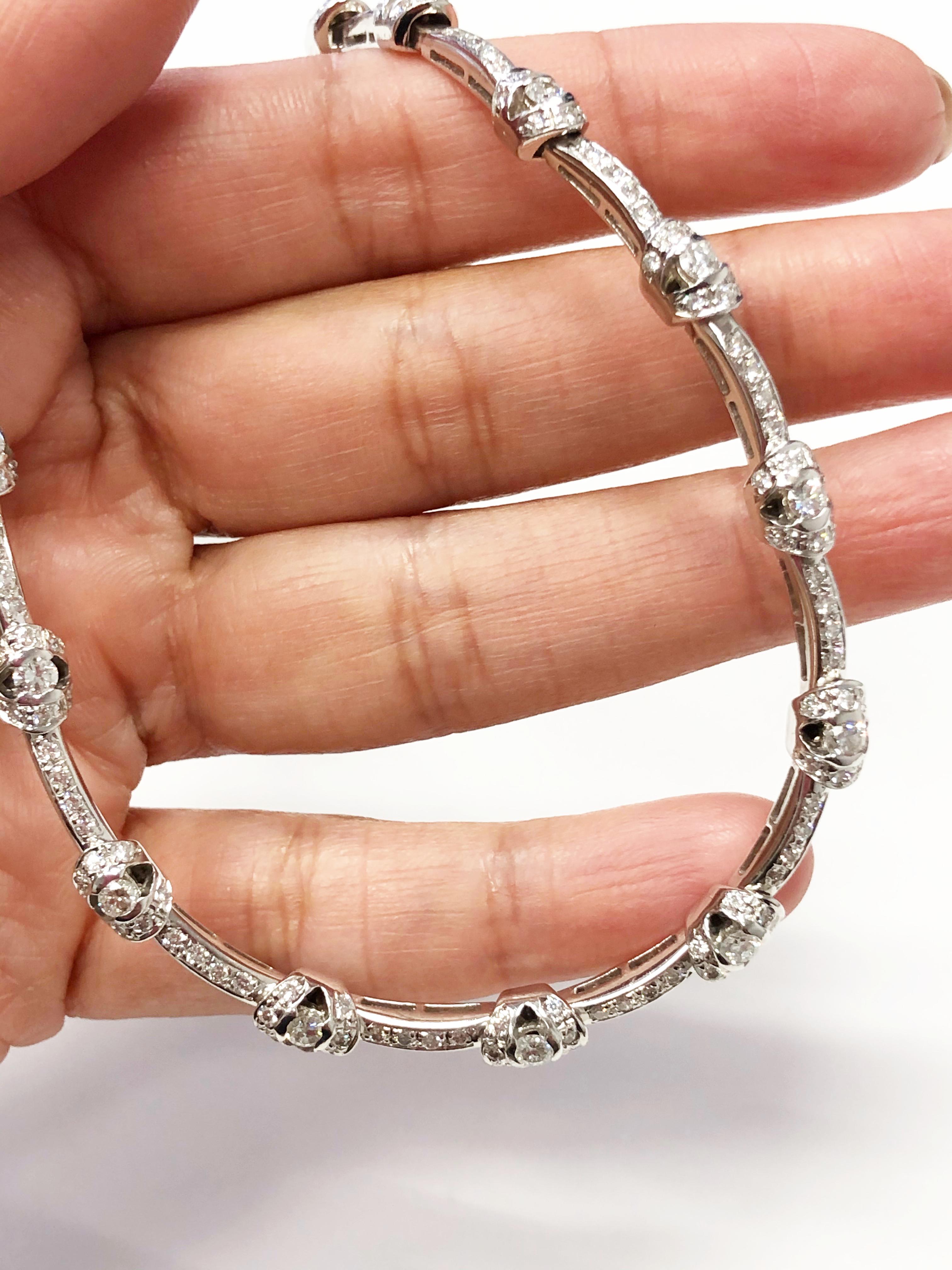 Round Cut Estate White Diamond Necklace in 18 Karat White Gold