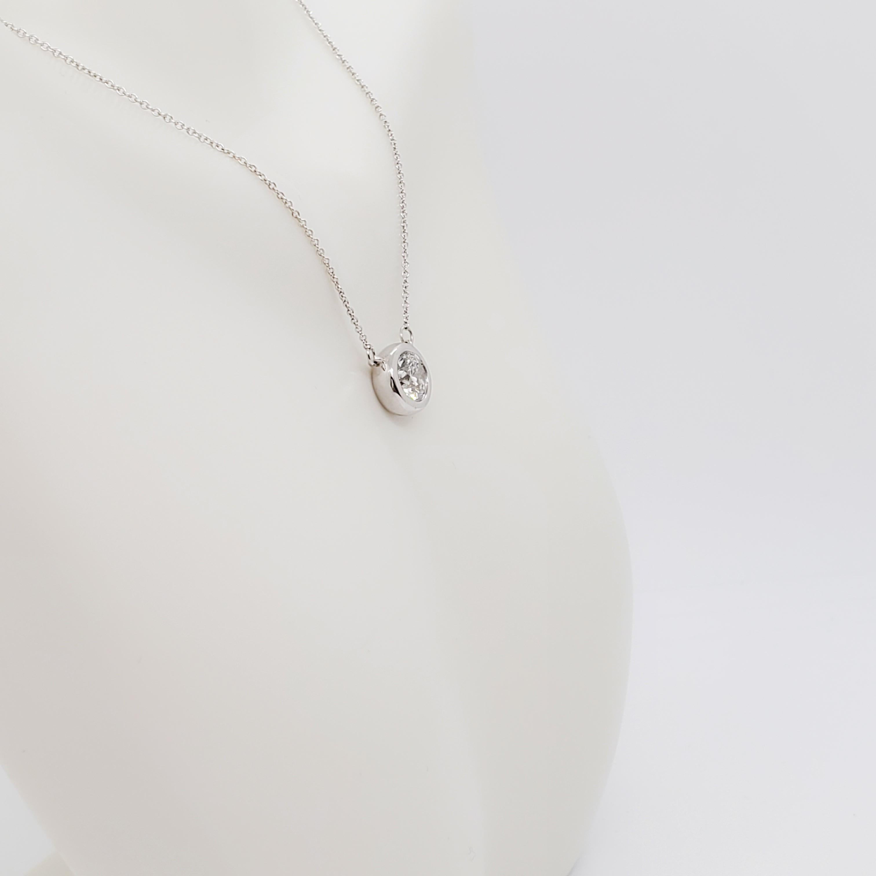 Estate White Diamond Pendant Necklace in 14k White Gold 3