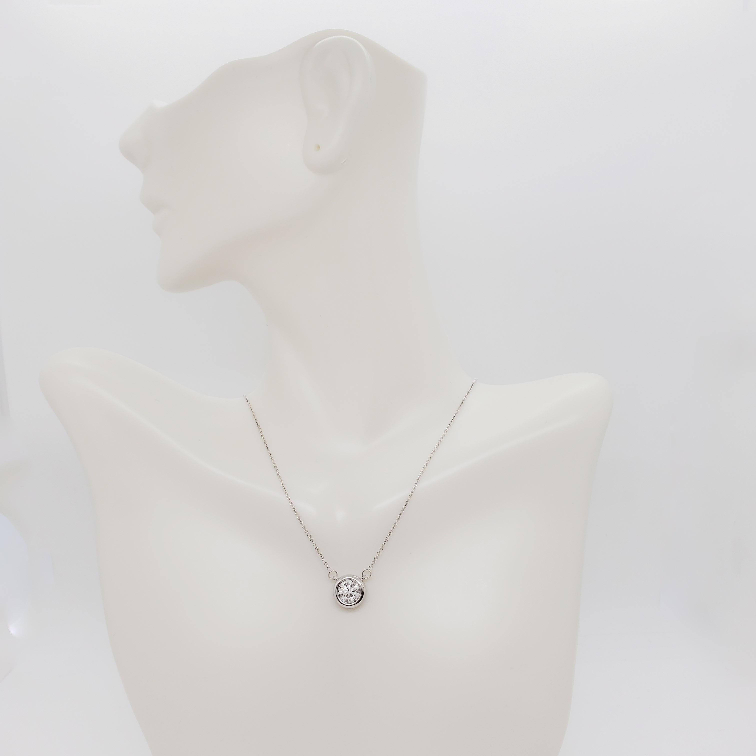 Estate White Diamond Pendant Necklace in 14k White Gold 2