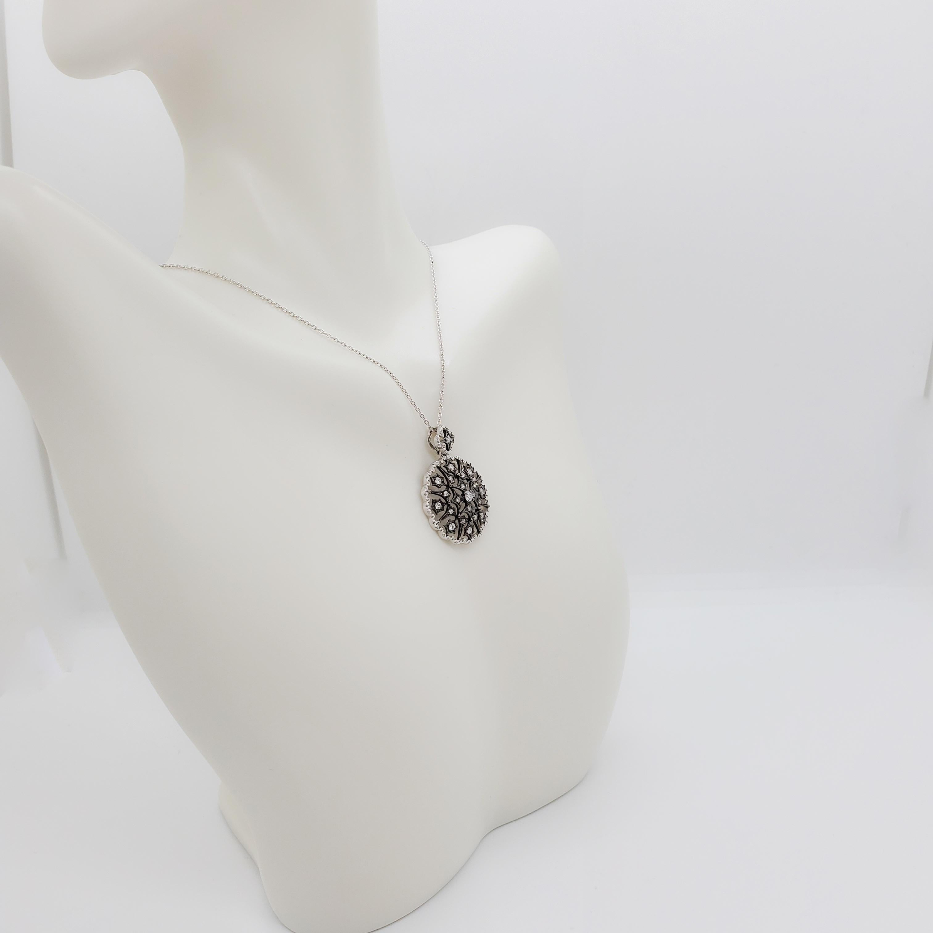 White Diamond Pendant Necklace in 18k White Gold and Black Rhodium In Excellent Condition For Sale In Los Angeles, CA