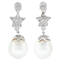 Pendants d'oreilles fantaisie en or blanc 13 mm, perles des mers du Sud et diamants étoilés
