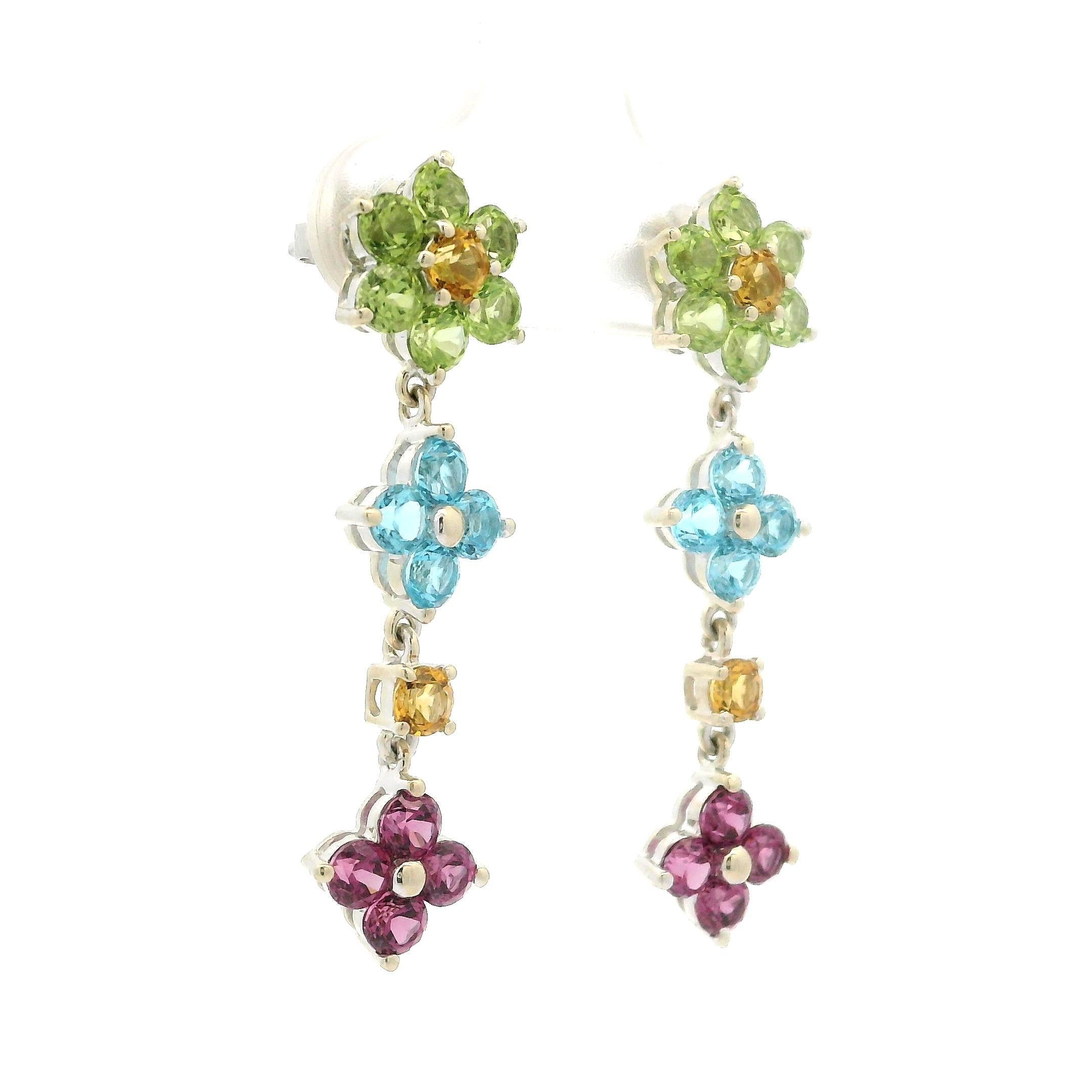 –Stone(s)–
(12) Natural Genuine Stones - Round Brilliant - Prong Set - Green Apple Color - 3mm (approx.)
(8) Natural Genuine Stones - Round Brilliant - Prong Set - Vibrant Blue Color - 3mm (approx.)
(8) Natural Genuine Stones - Round Brilliant -