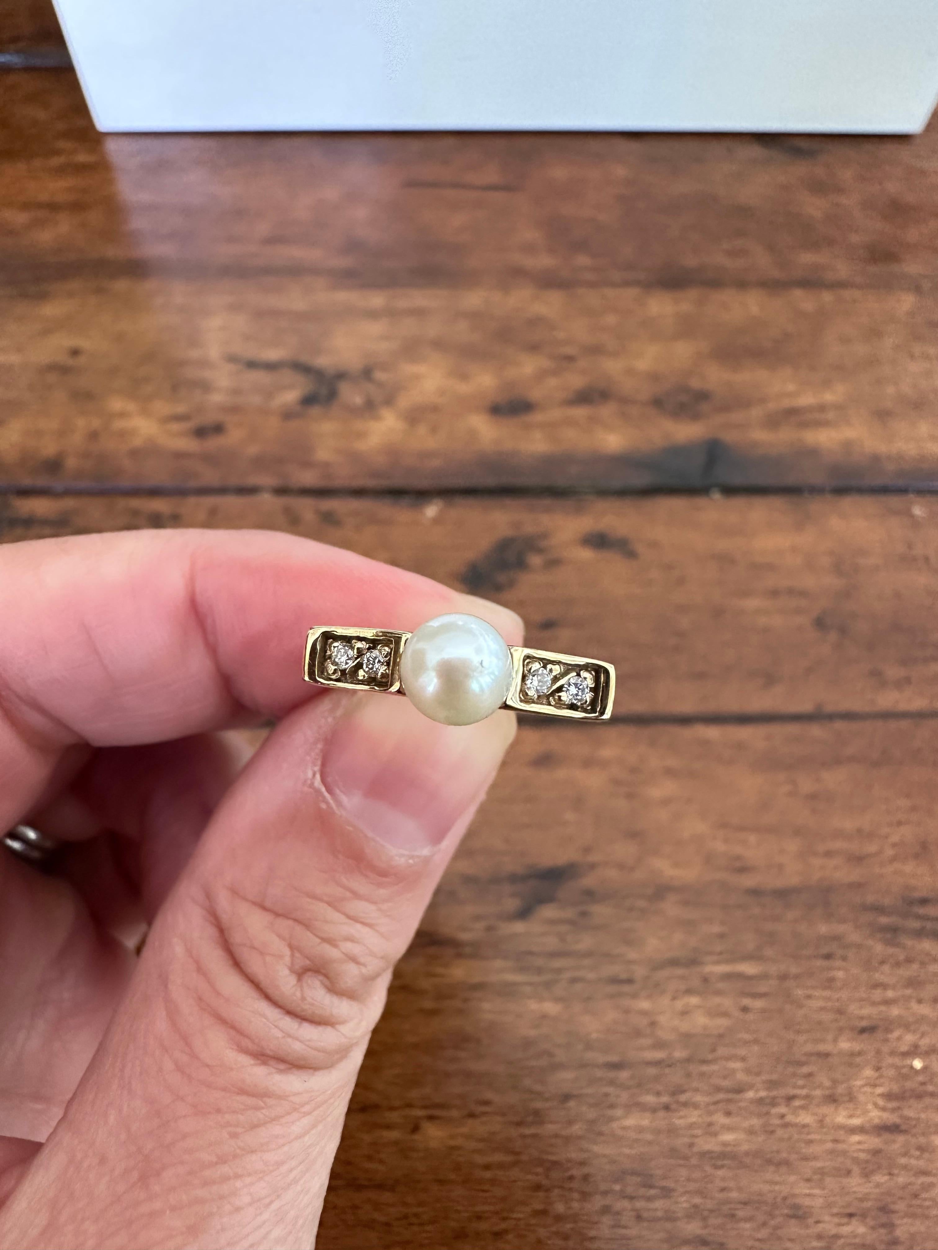 Estate White Pearl and Diamond Ring For Sale 10